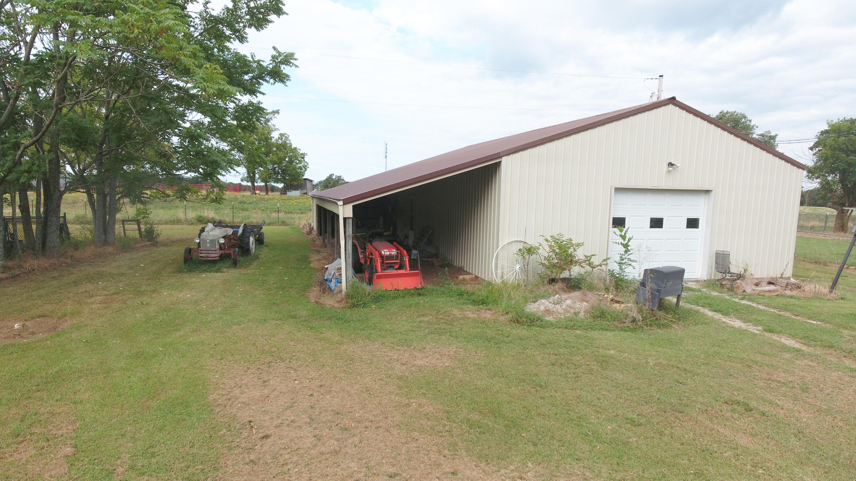 2709 Us Highway 65 Property Photo 11