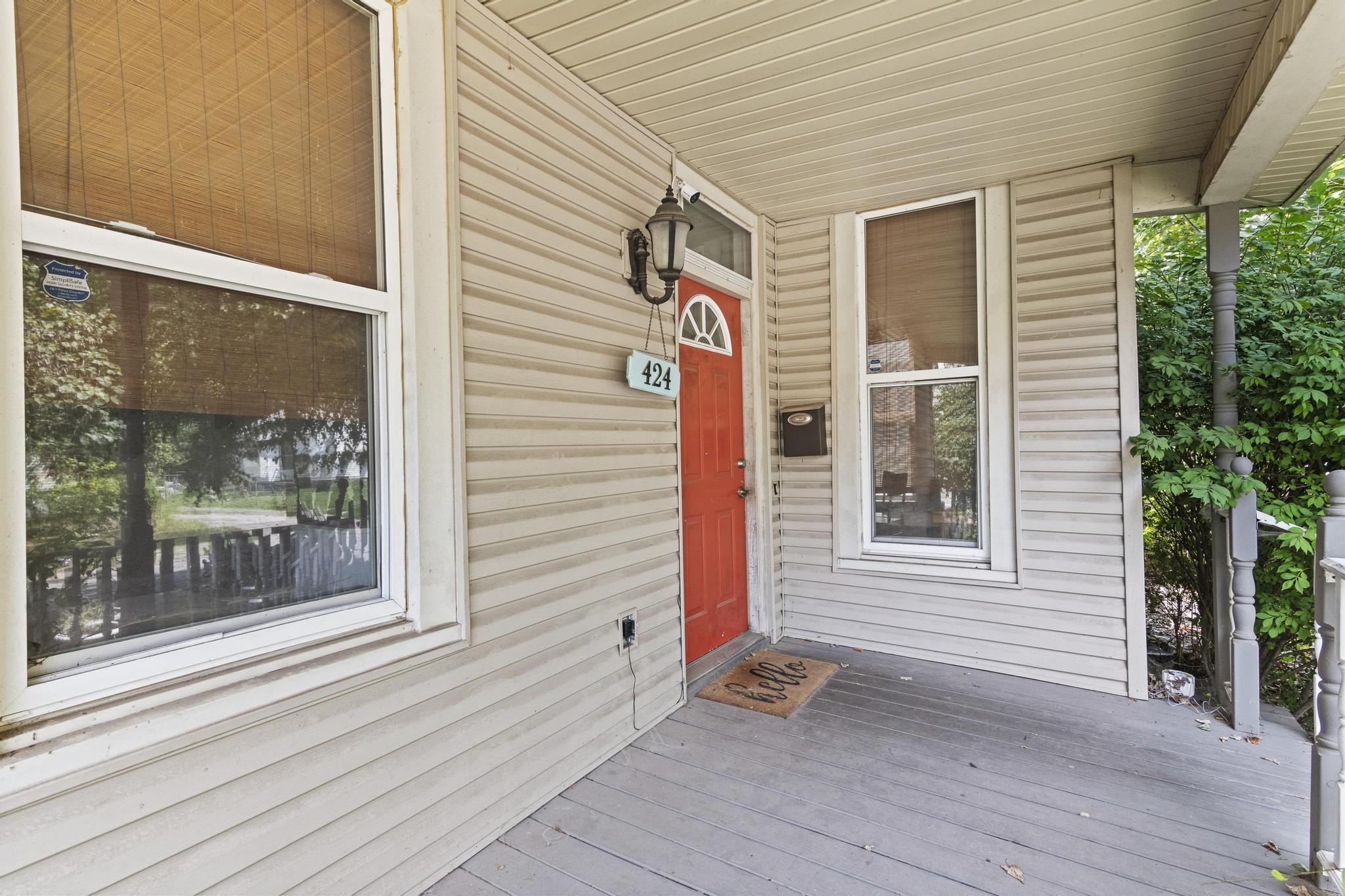 424 East Locust Street Property Photo 4