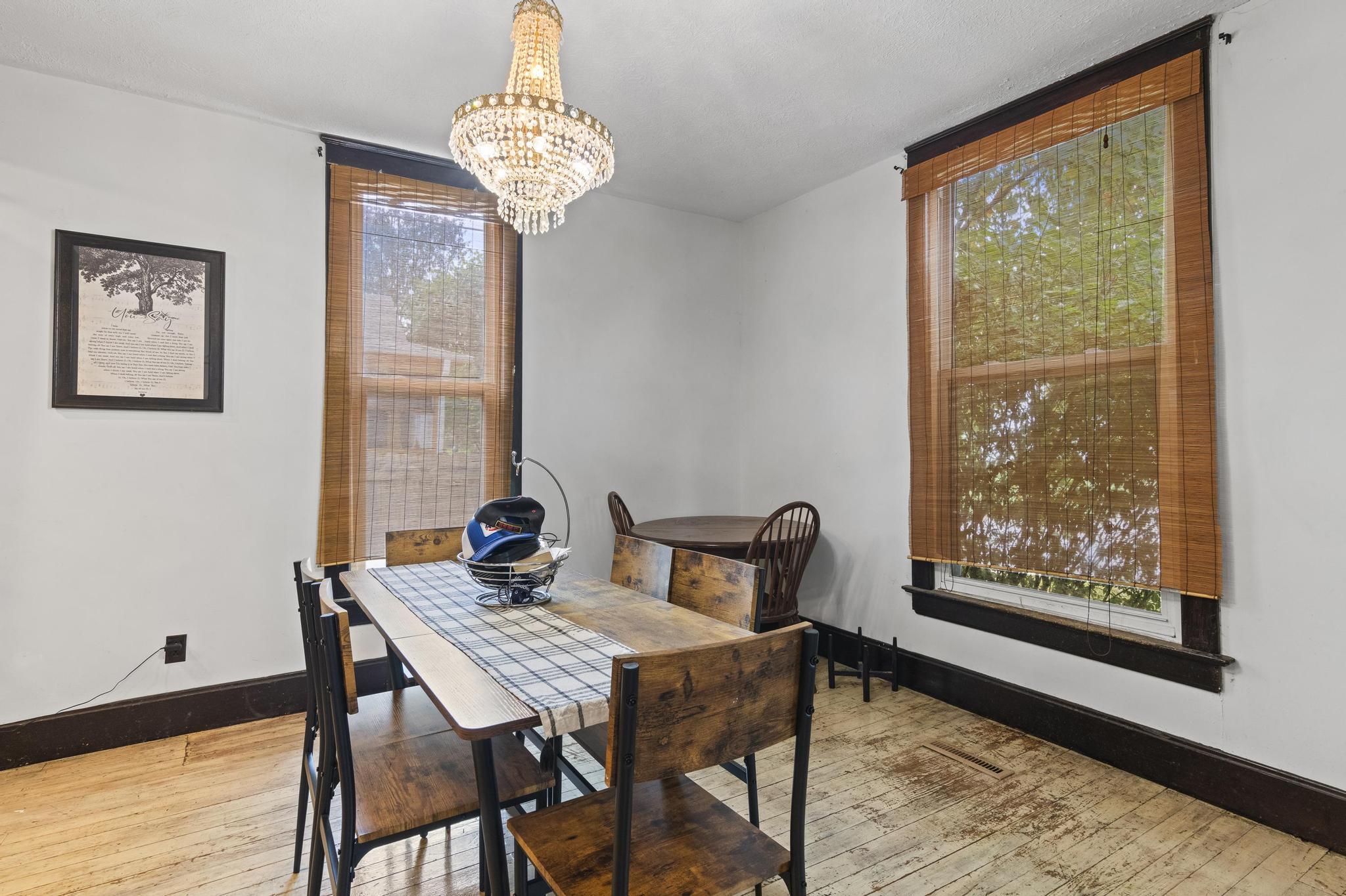 424 East Locust Street Property Photo 7