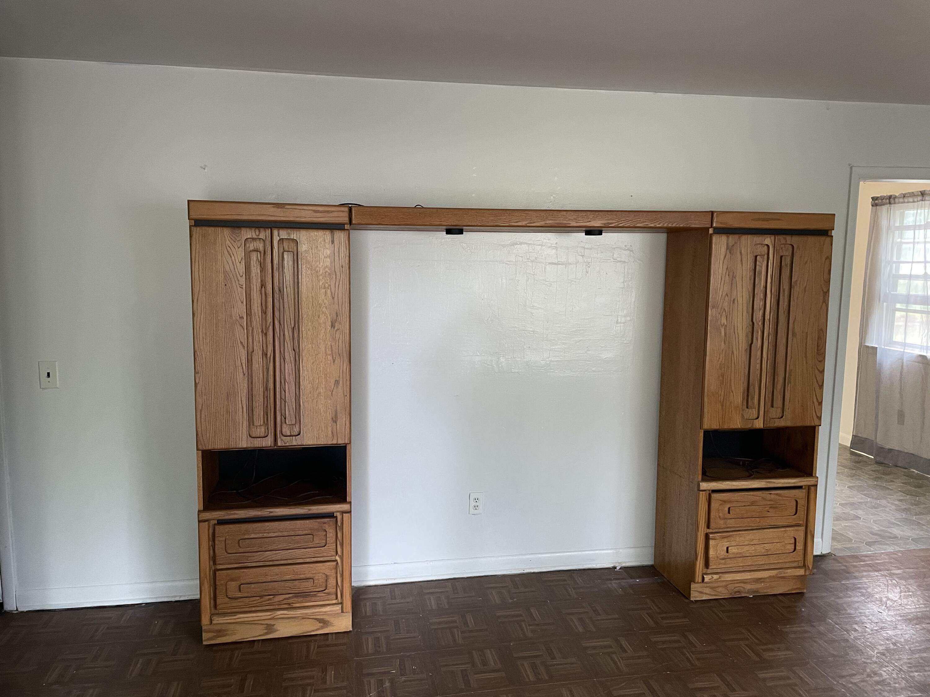 18810 Sherman Street Property Photo 8