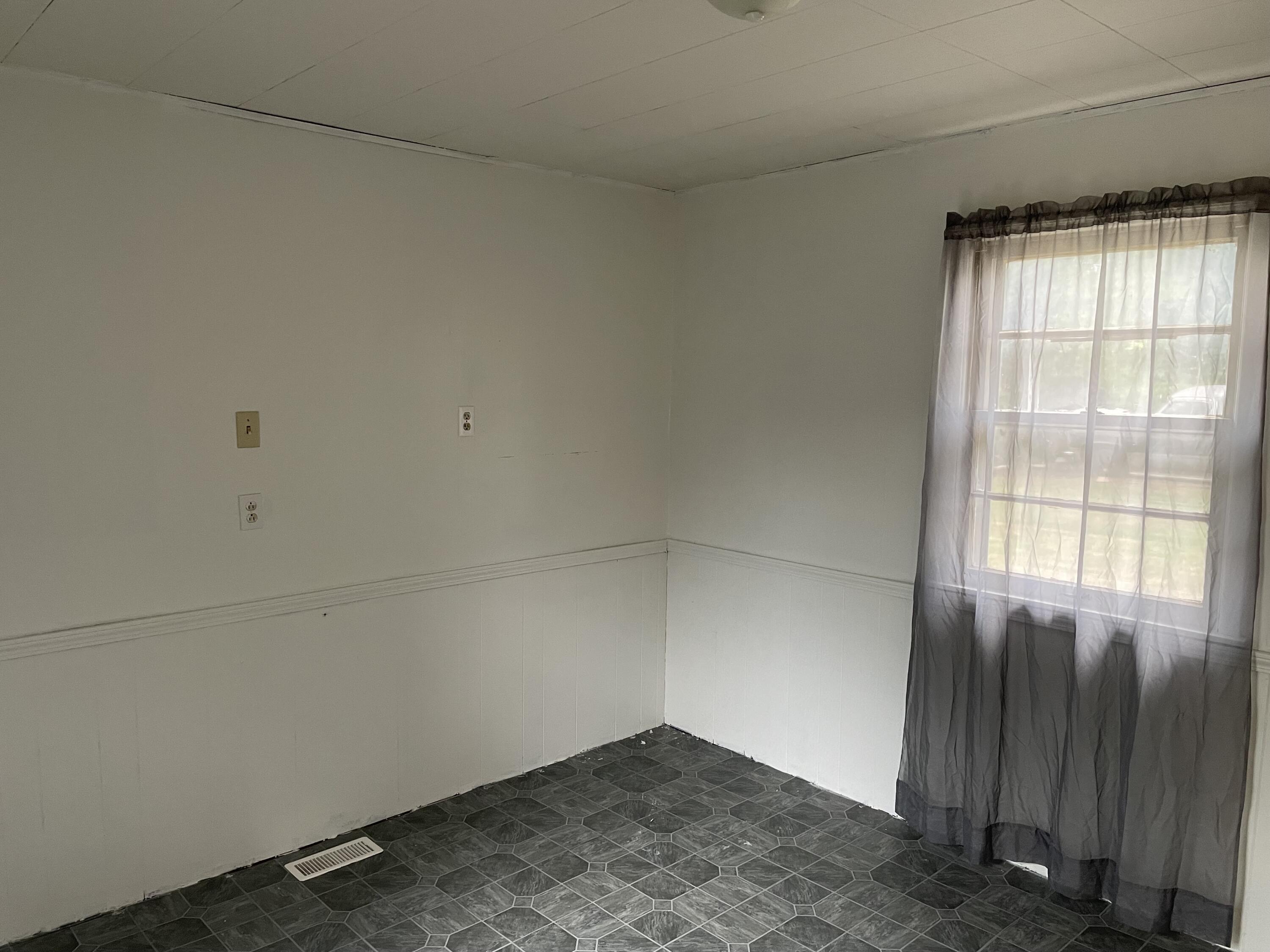 18810 Sherman Street Property Photo 10