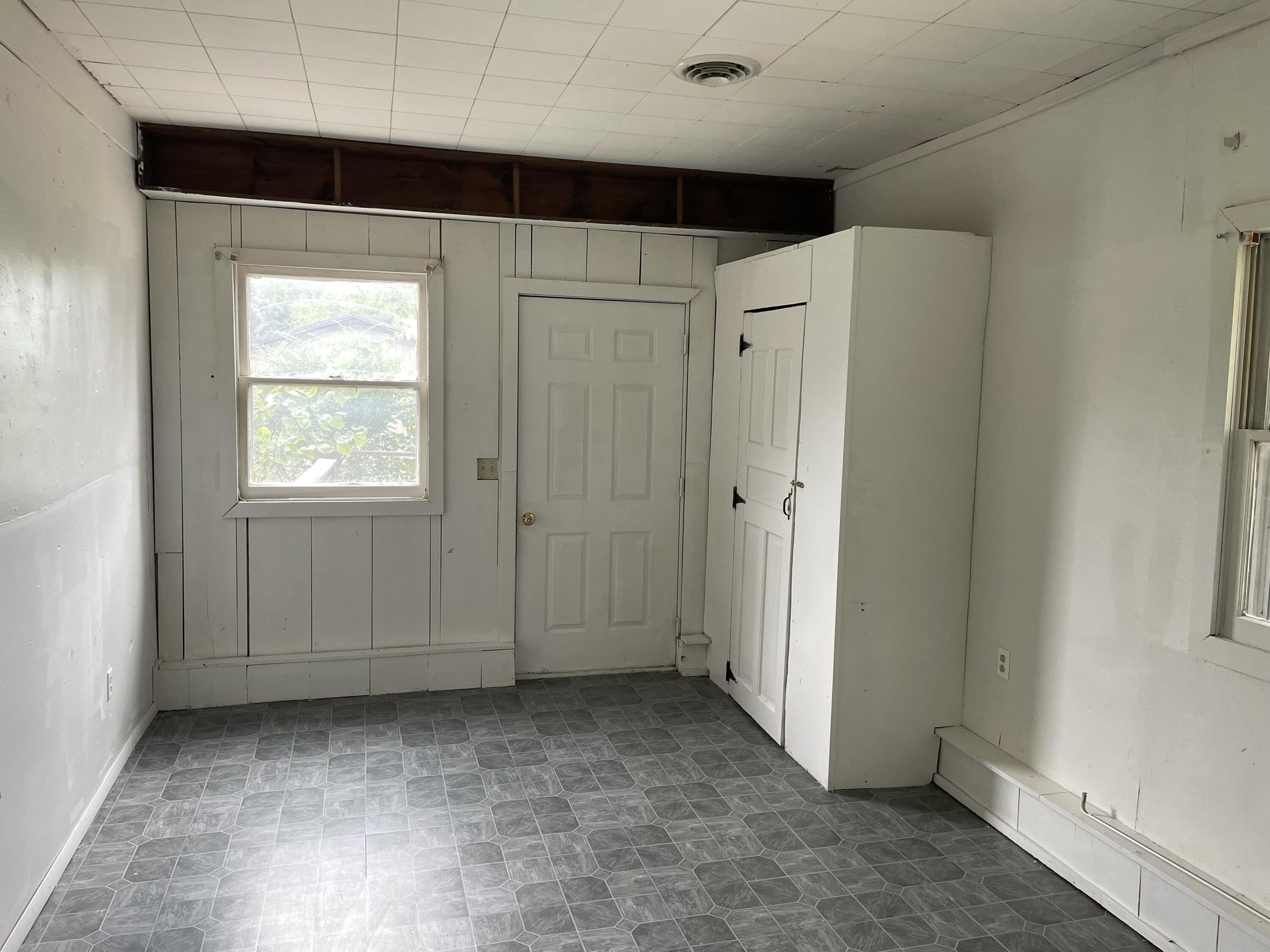 18810 Sherman Street Property Photo 19
