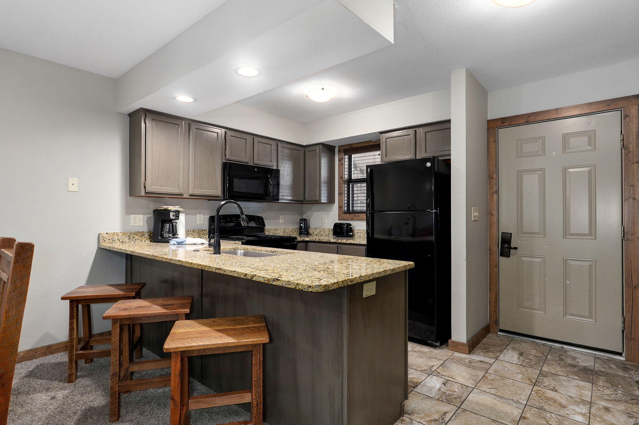 429 Chinquapin Circle Property Photo 7
