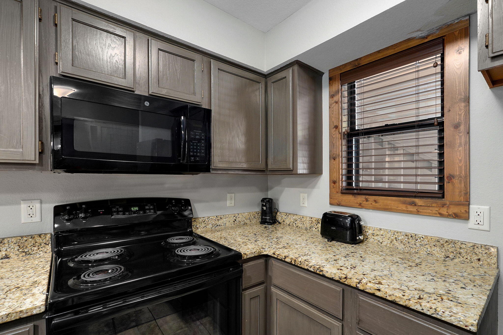 429 Chinquapin Circle Property Photo 8