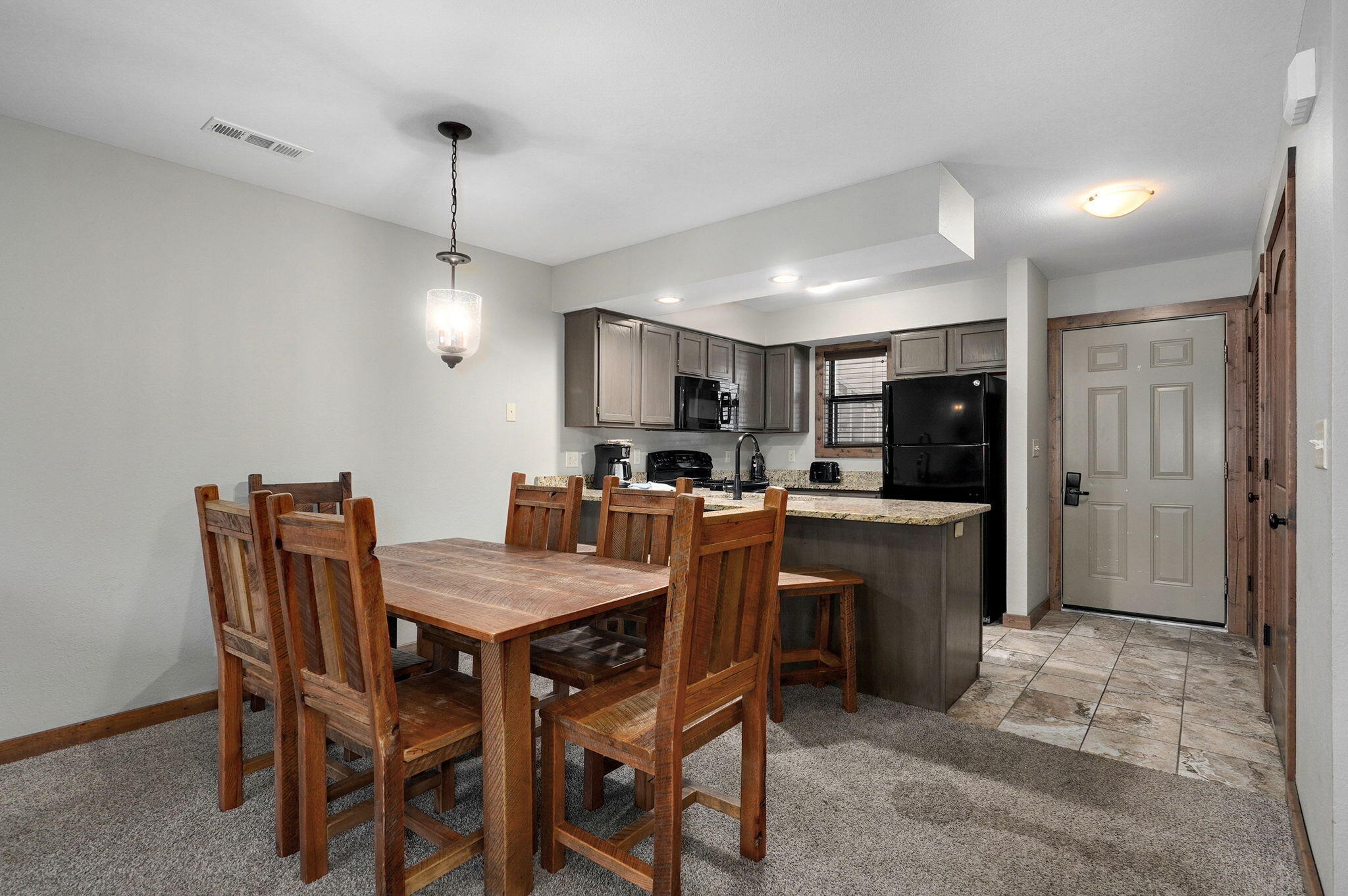 429 Chinquapin Circle Property Photo 10