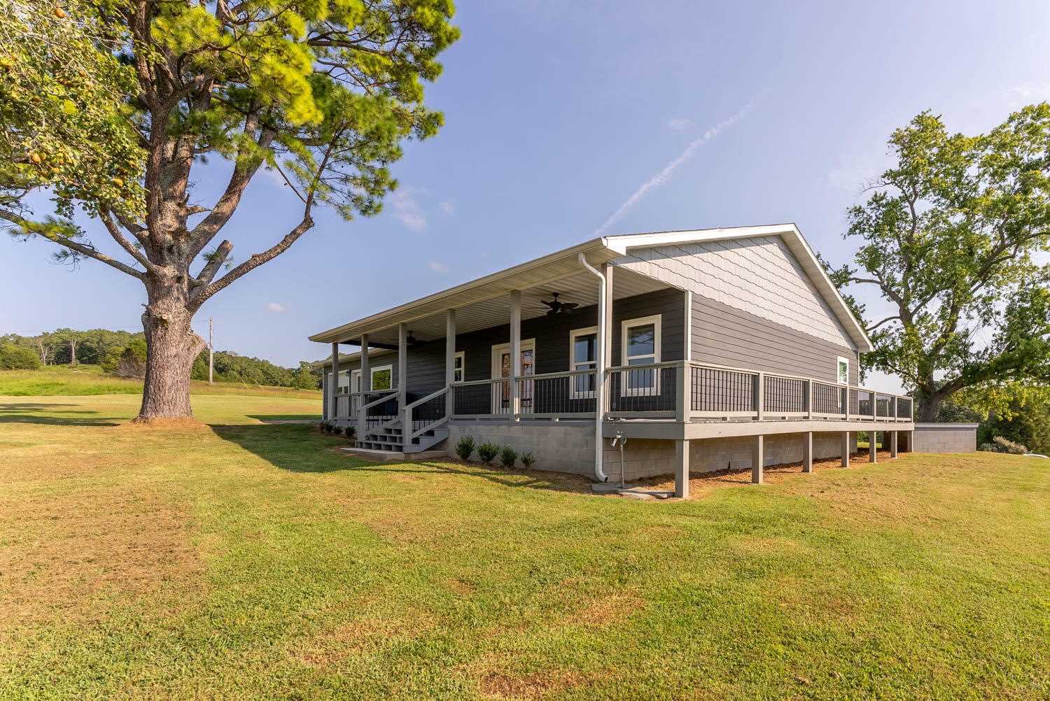 631 Spring Valley Drive Property Photo 6