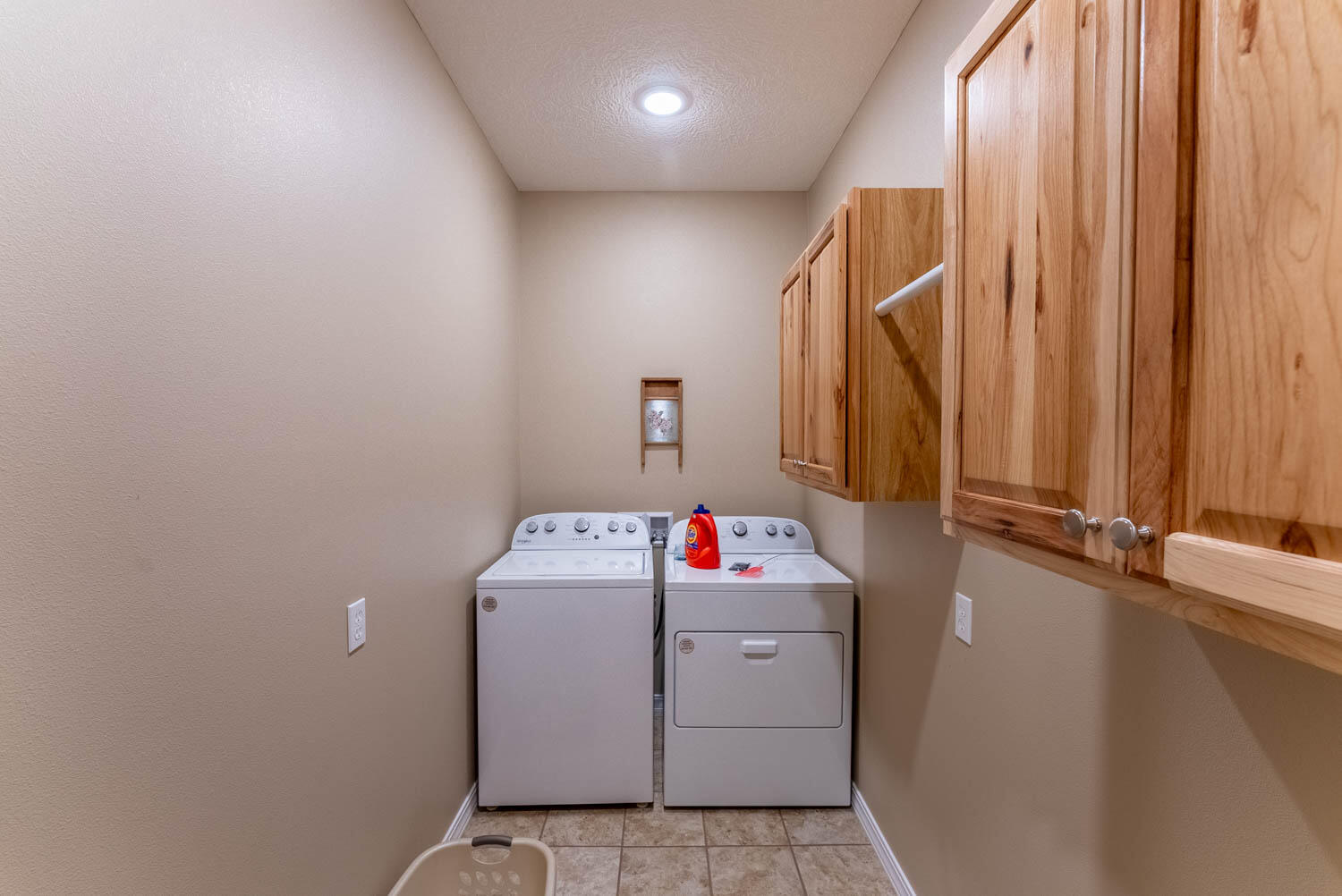 631 Spring Valley Drive Property Photo 12