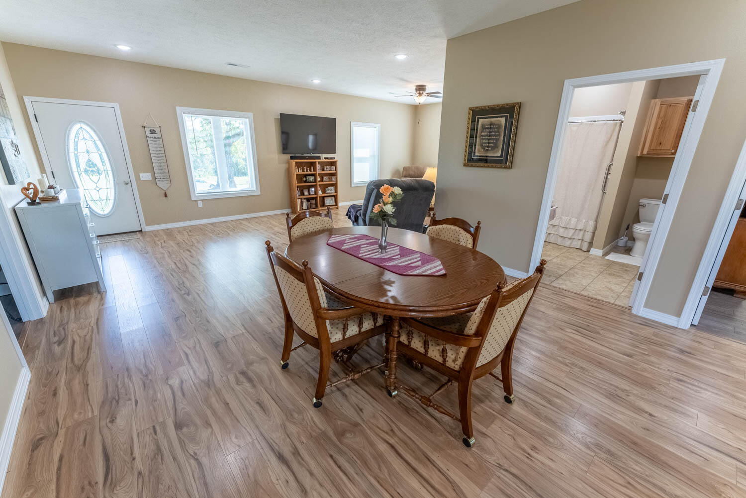 631 Spring Valley Drive Property Photo 18