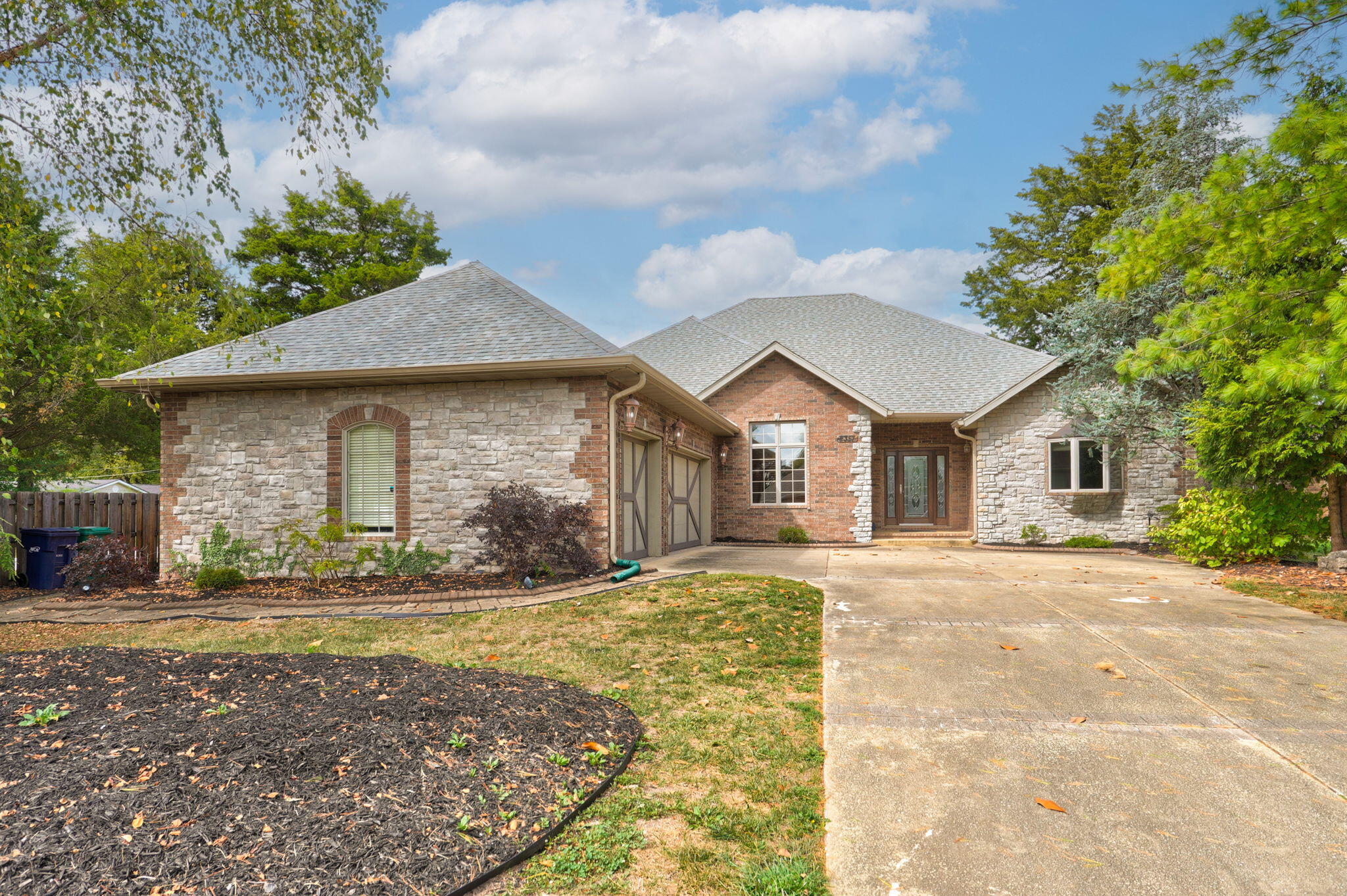 2351 East Old Ivy Street Property Photo