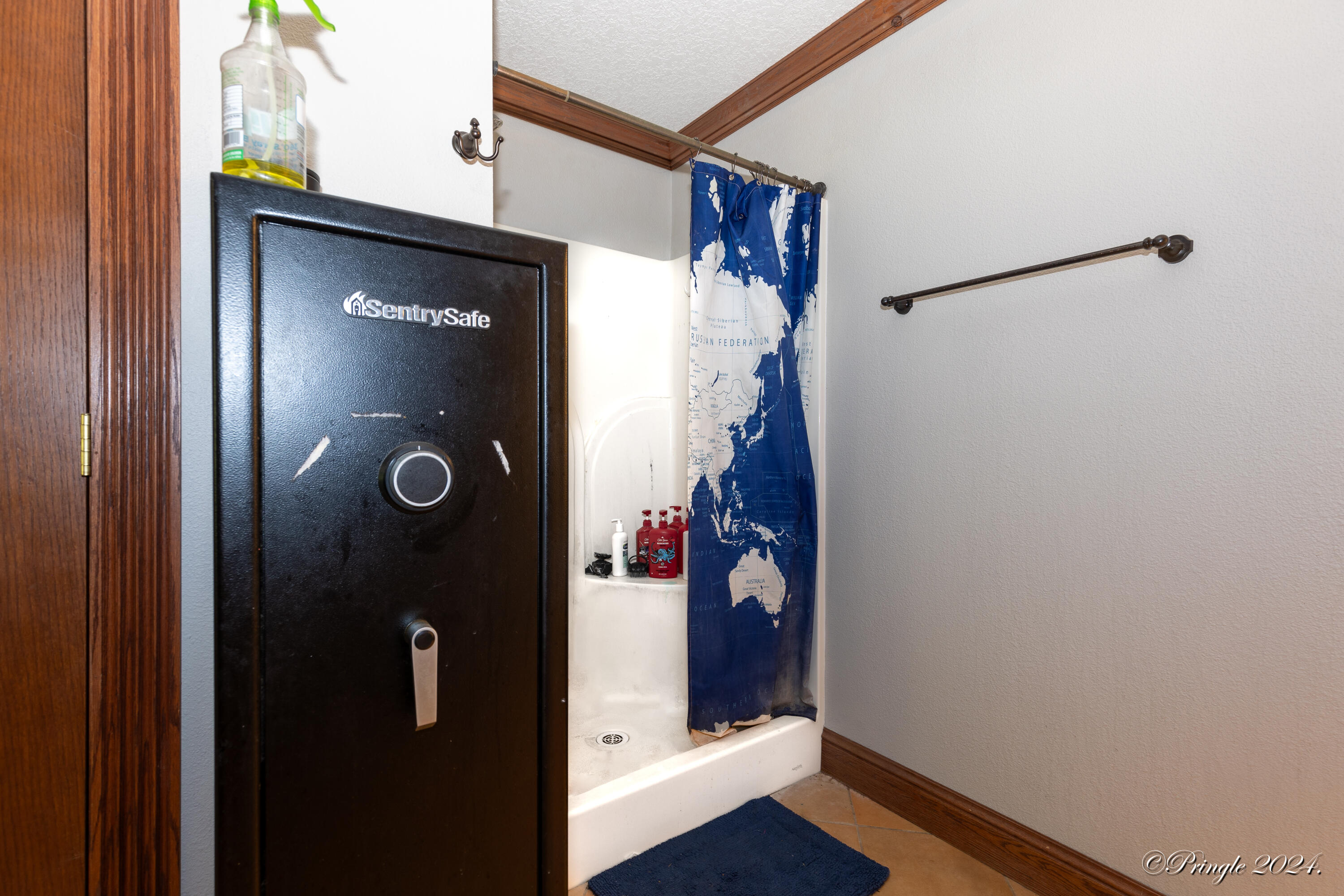 10567 County Road 8130 Property Photo 45