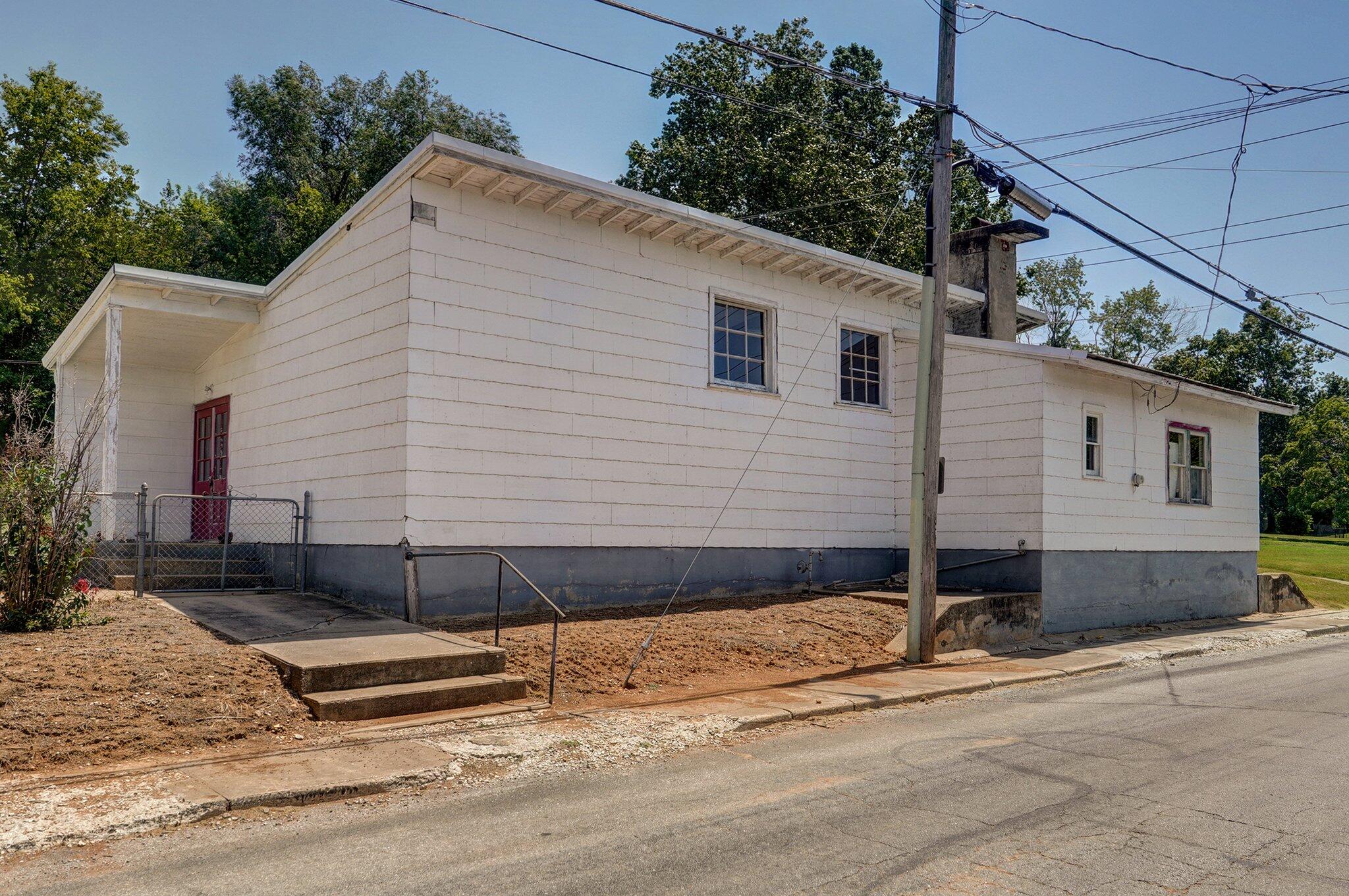 110 South Mc Canse Street Property Photo 2