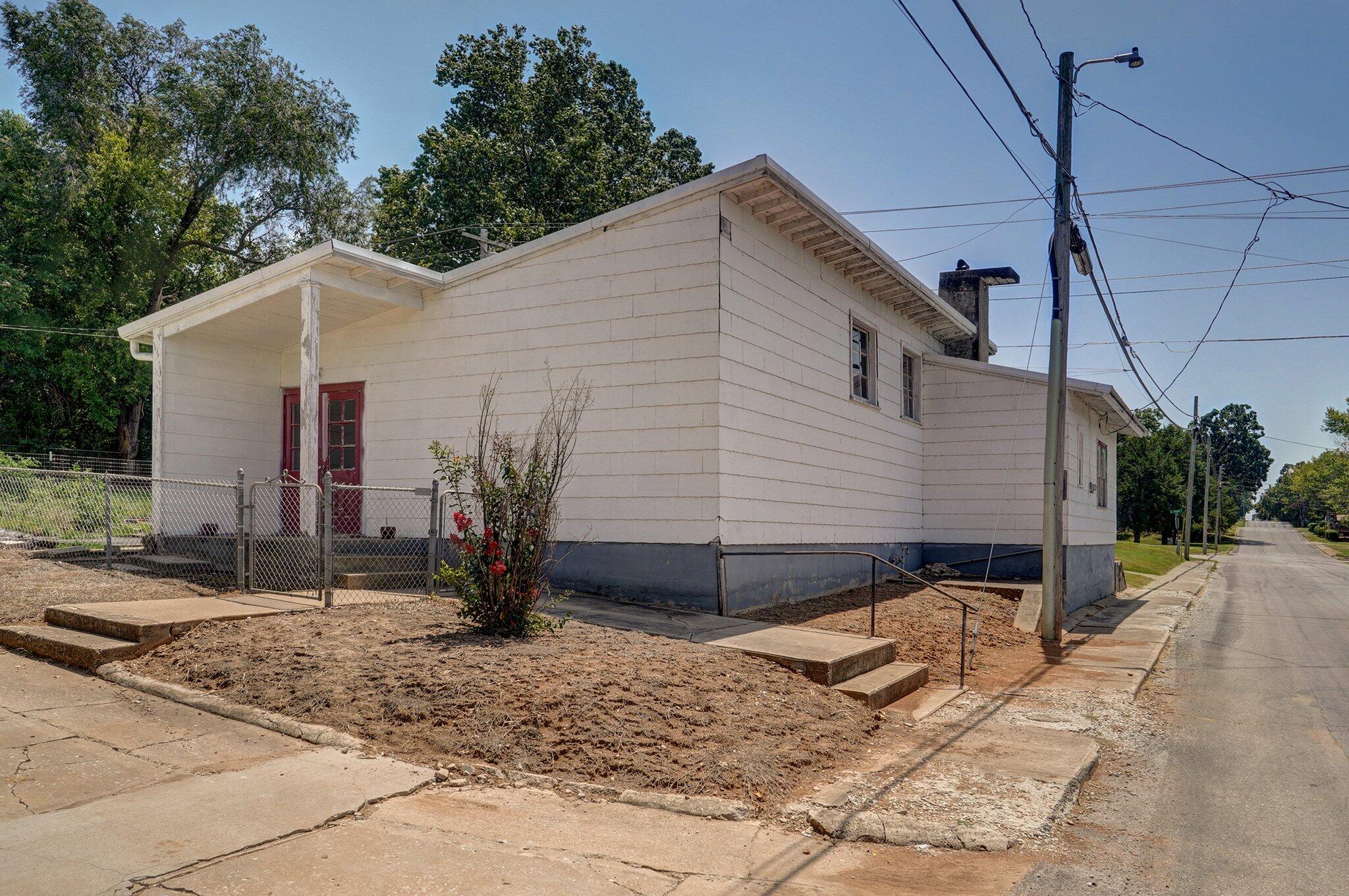 110 South Mc Canse Street Property Photo 3