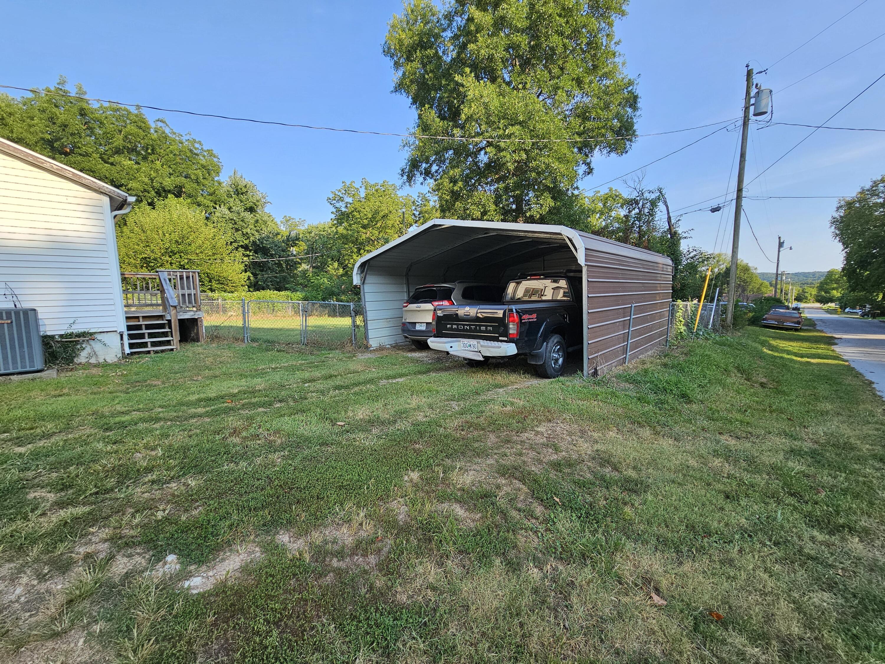 419 2nd Street Property Photo 18