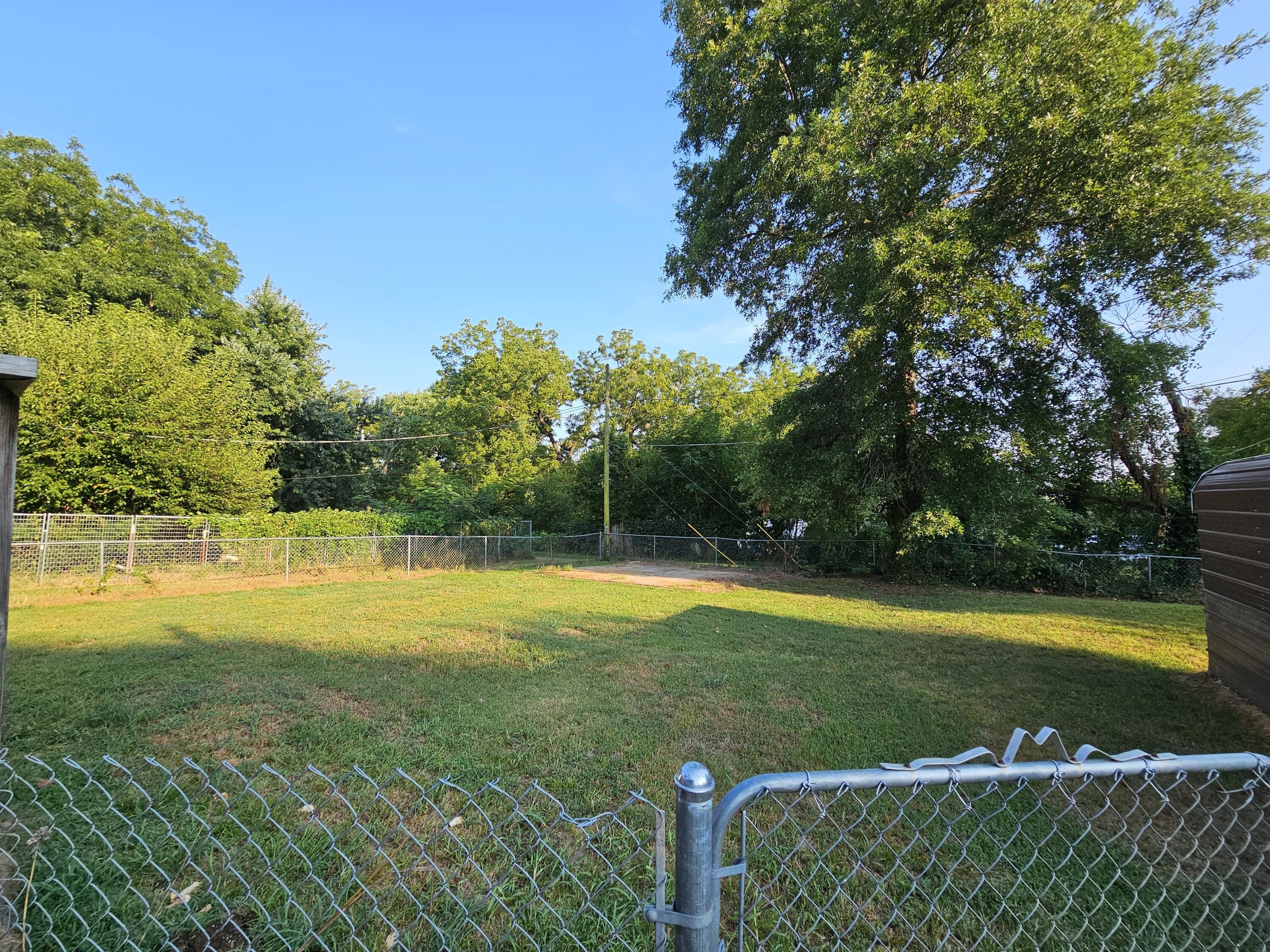 419 2nd Street Property Photo 20
