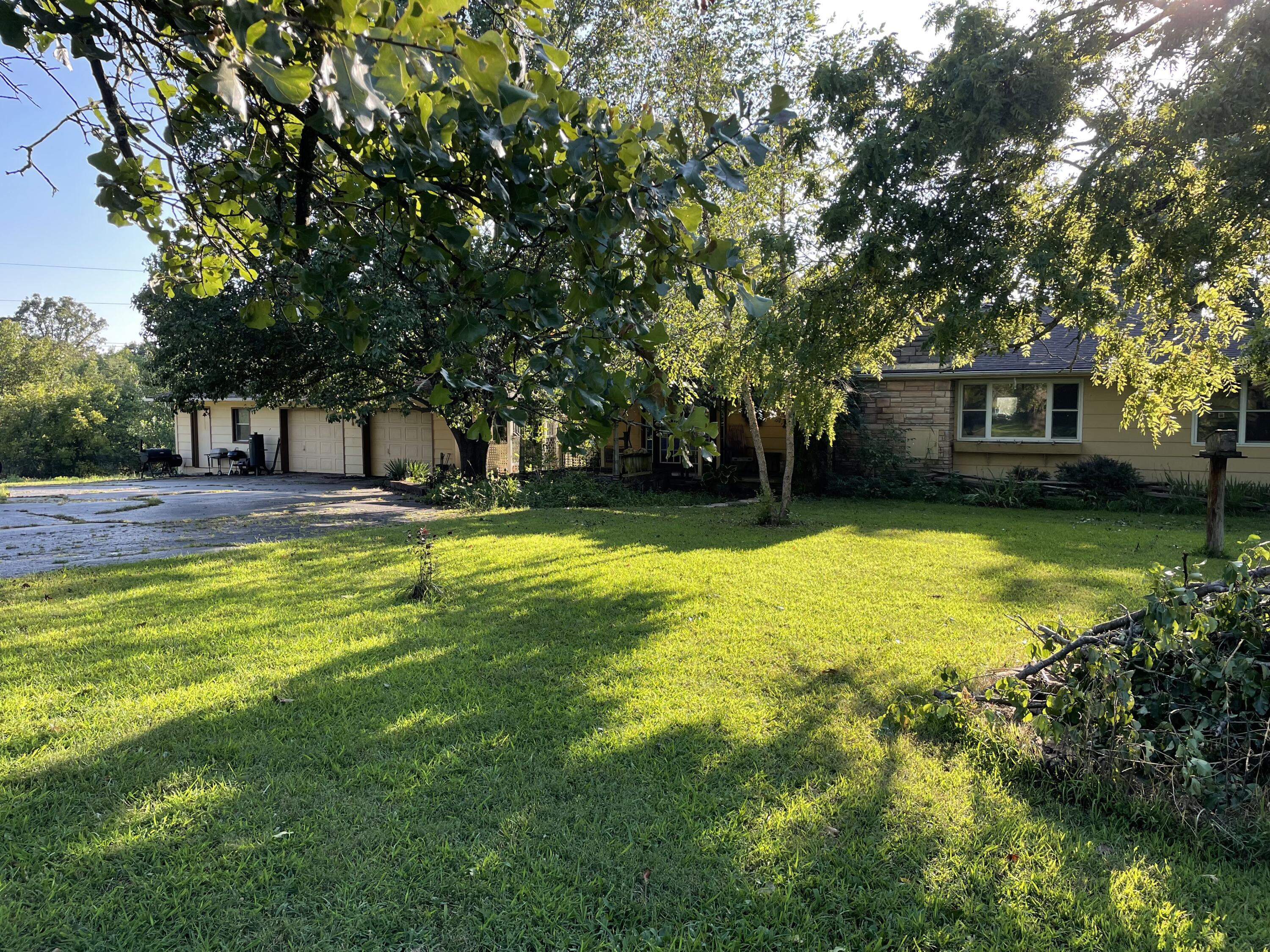 3495 State Highway P Property Photo