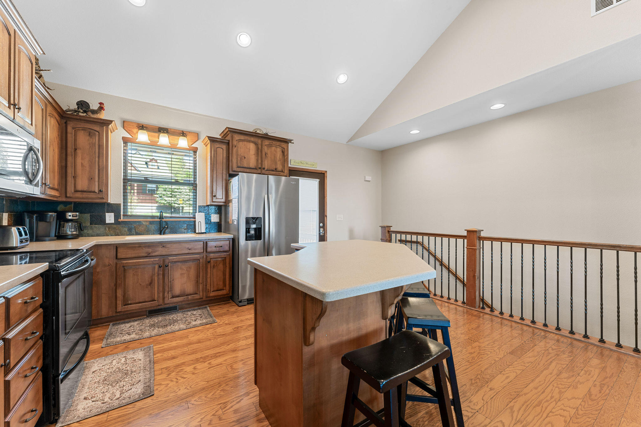 115 Streamside Drive Property Photo 8
