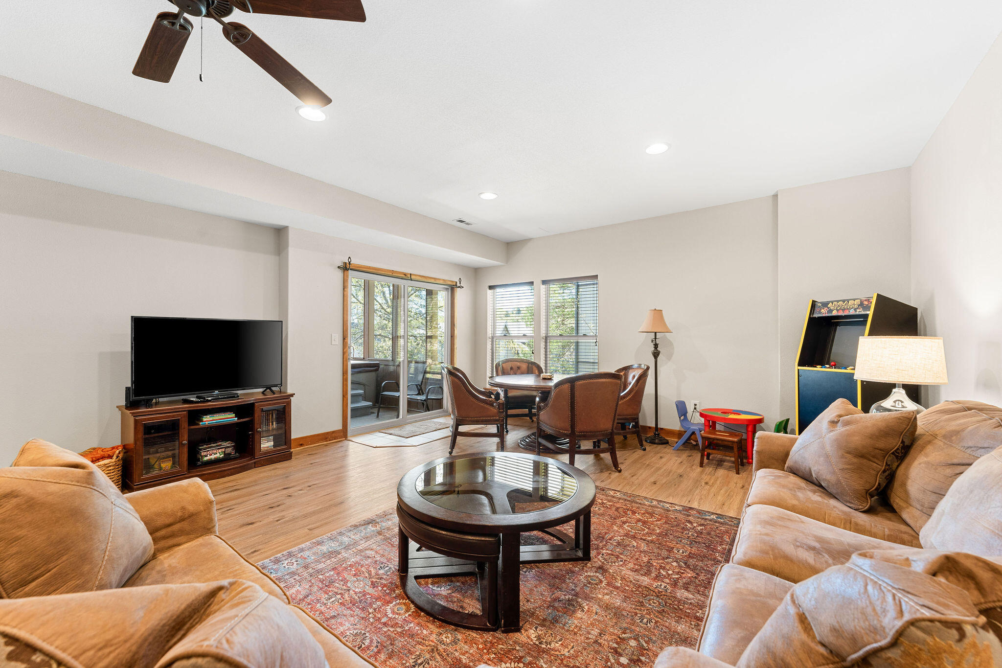 115 Streamside Drive Property Photo 33