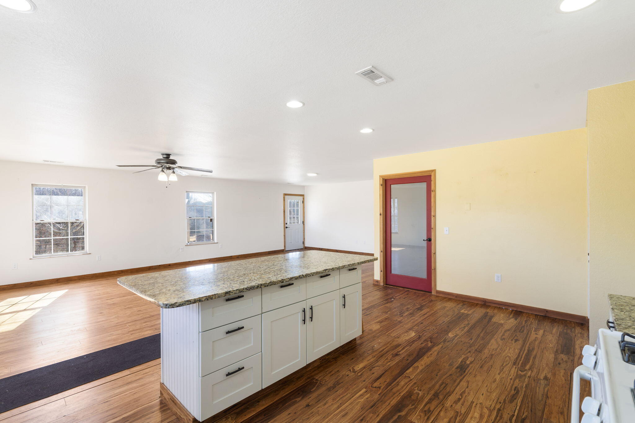 1300 Long Branch Road Property Photo 19
