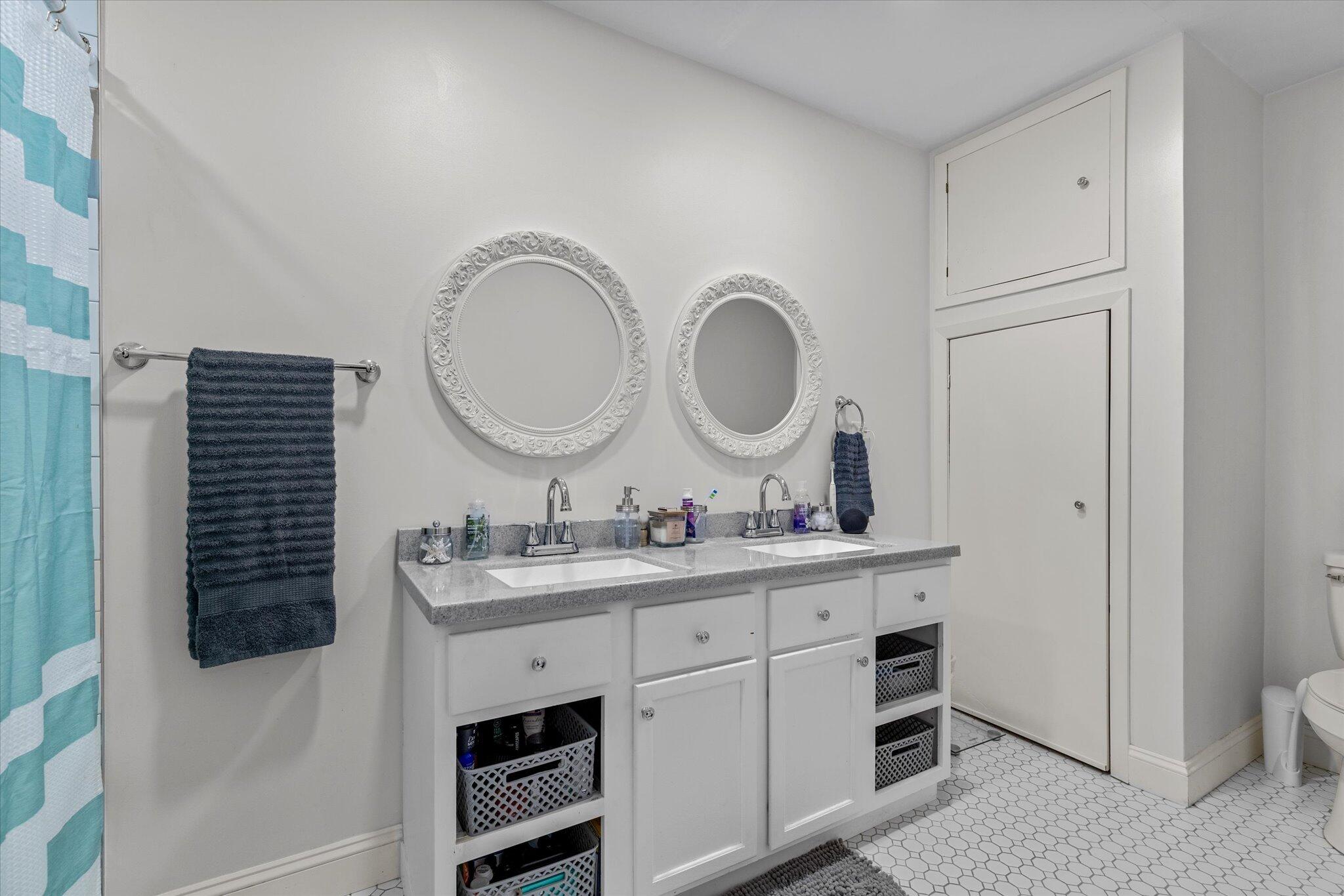 705 South Miller Road Property Photo 18