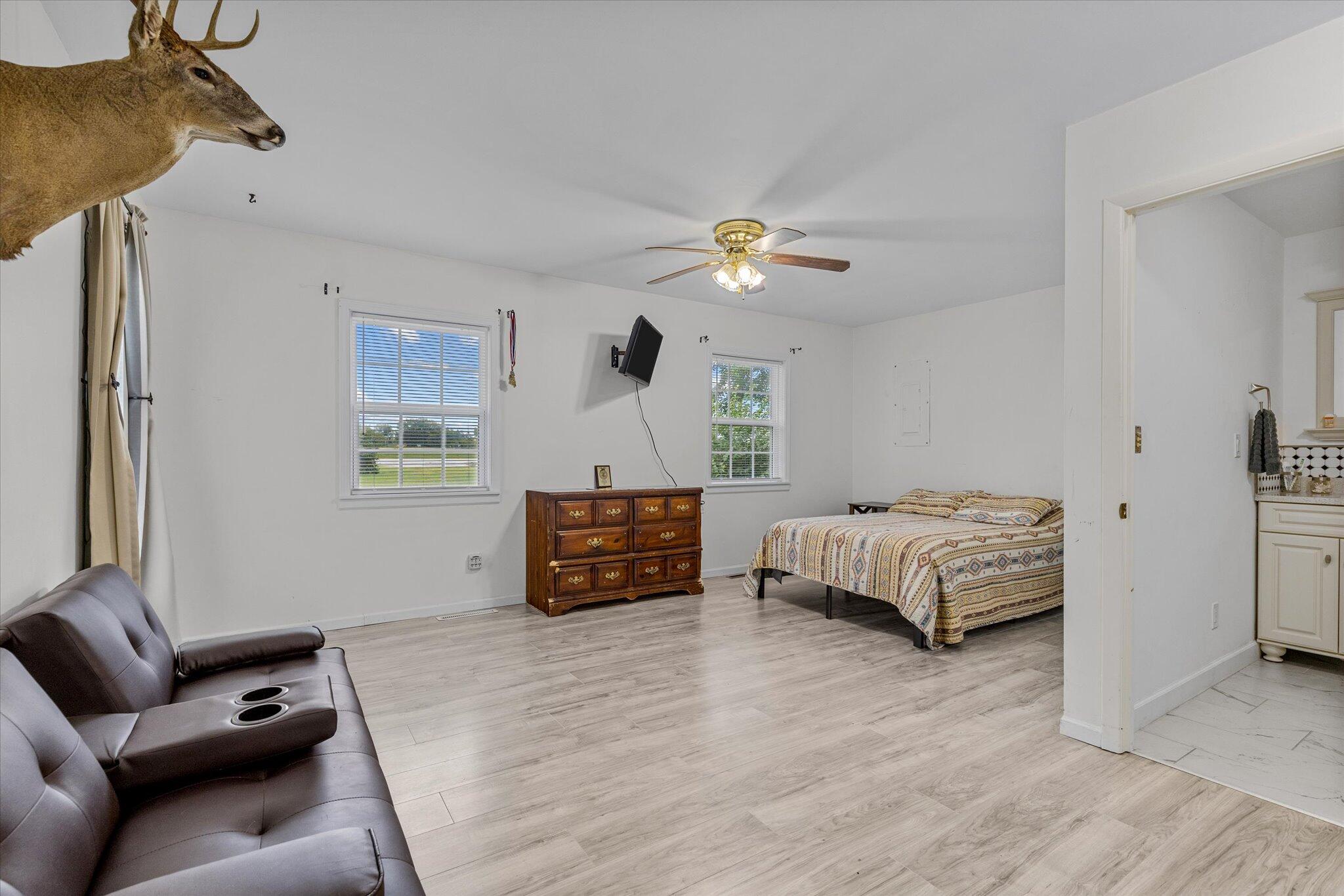 705 South Miller Road Property Photo 19