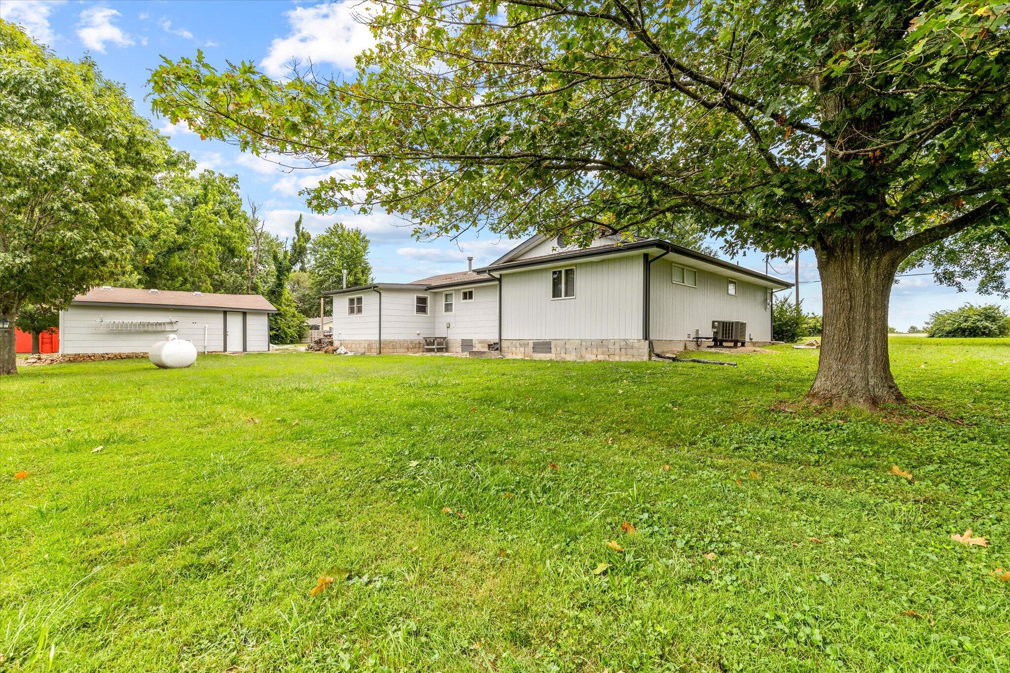705 South Miller Road Property Photo 29