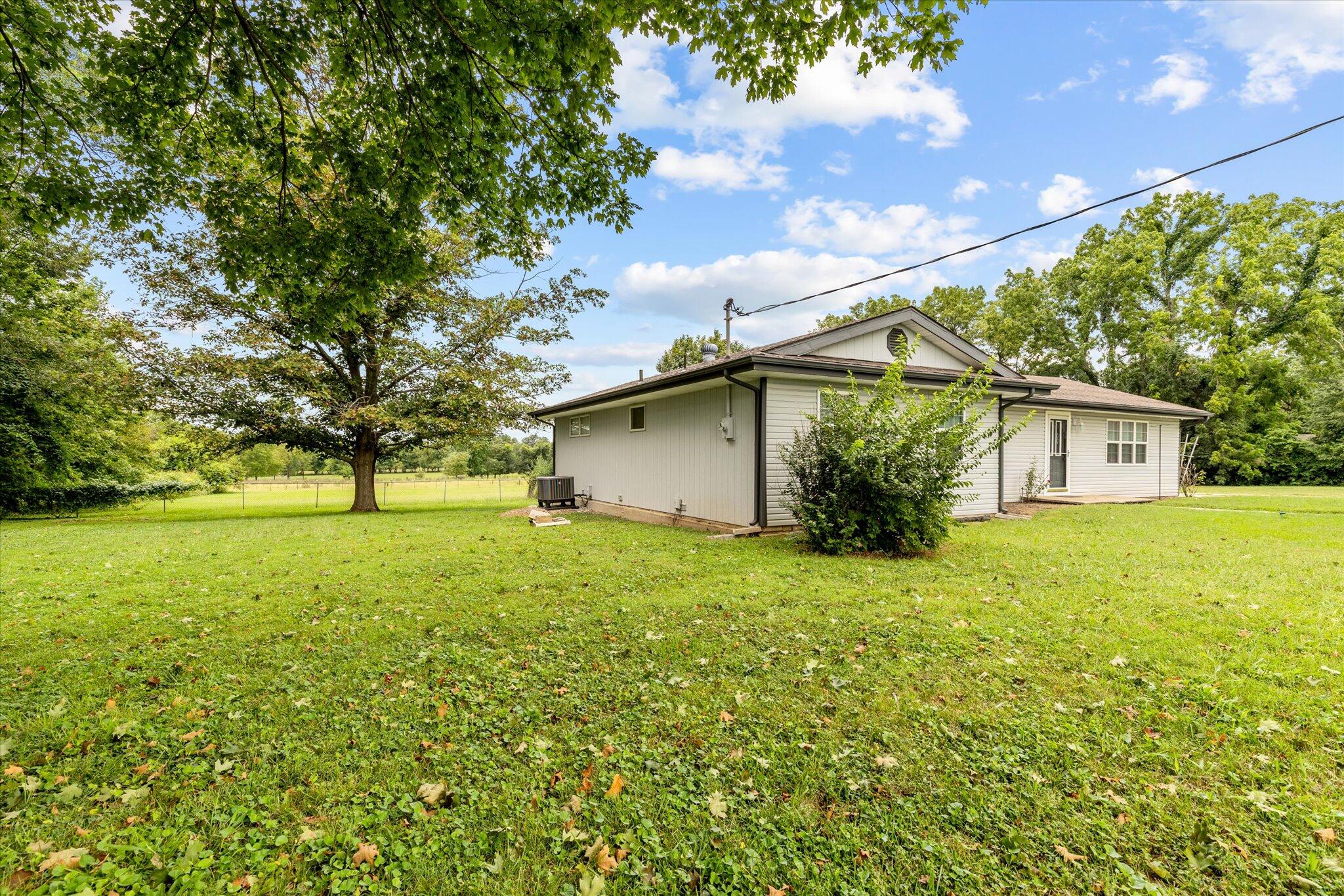 705 South Miller Road Property Photo 30