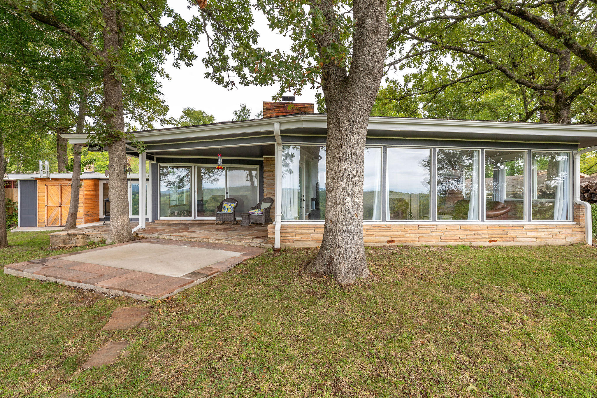 1004 Cliff Drive Property Photo 23