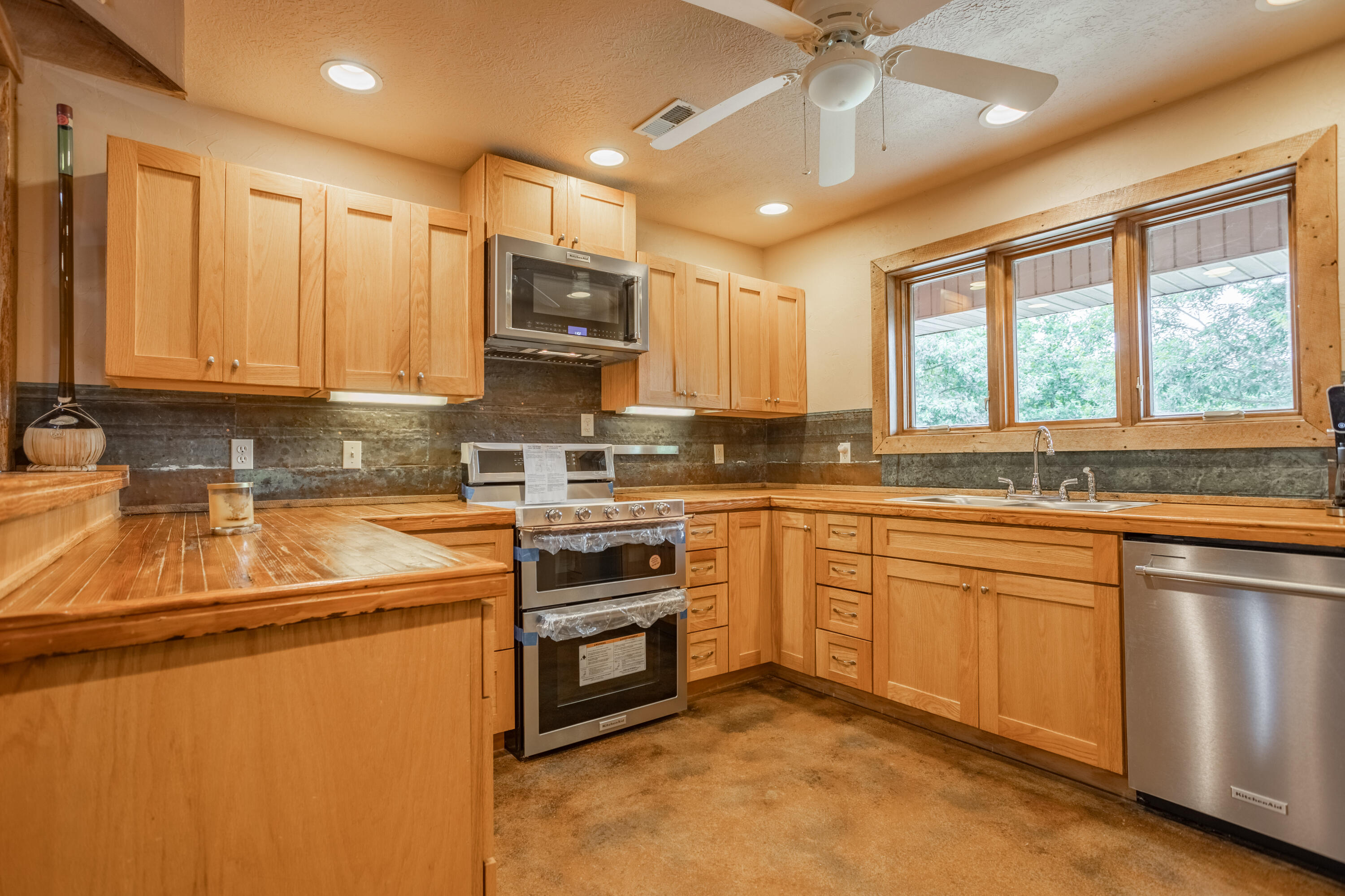 1086 Langley Ford Road Property Photo 36