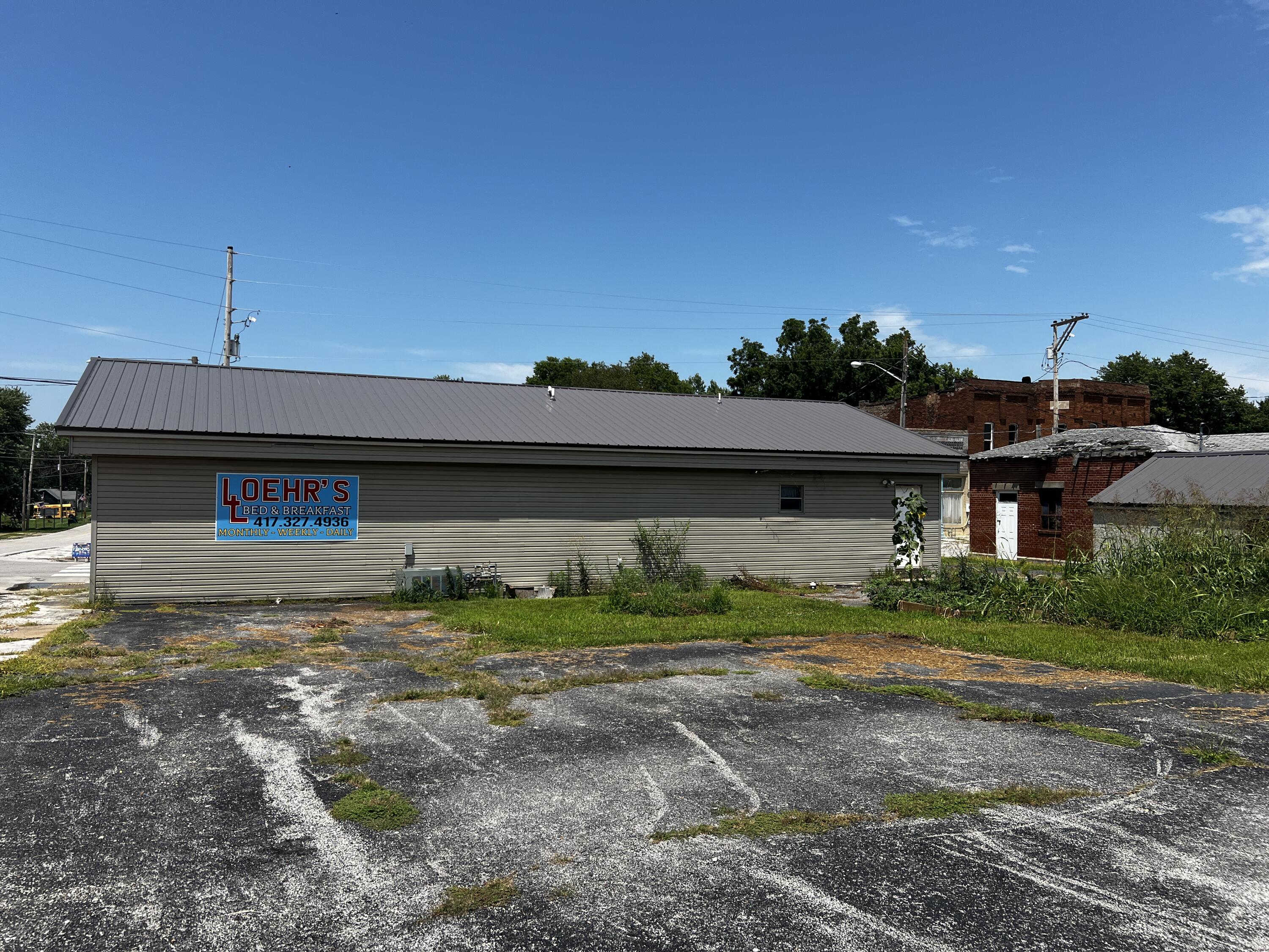108 South Washington Avenue Property Photo 7