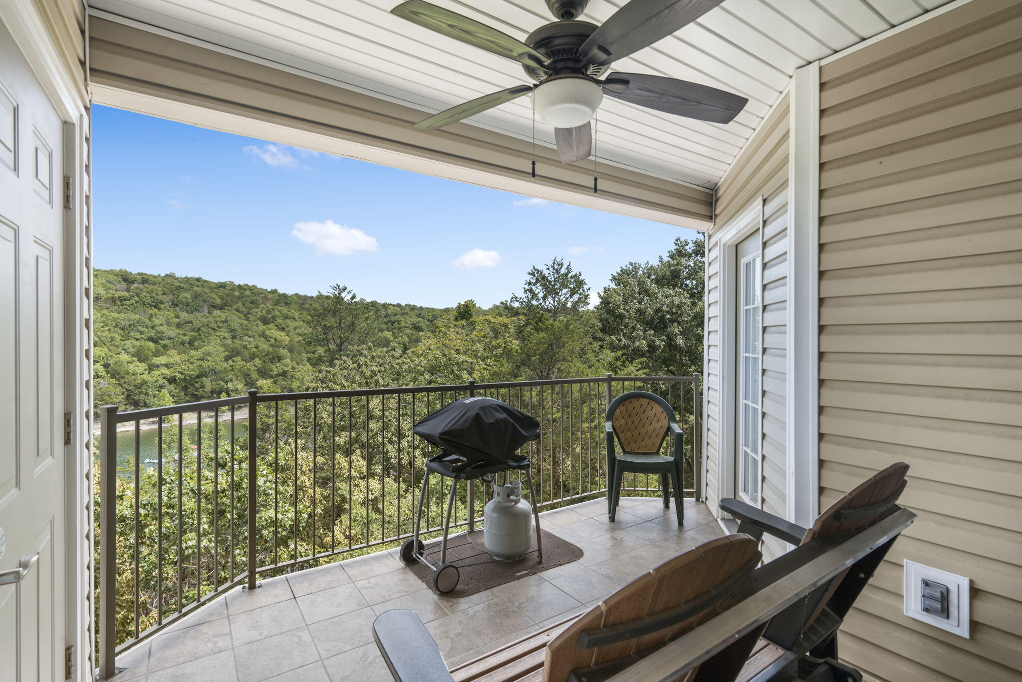 1304 Rocky Shore Terrace Property Photo 16