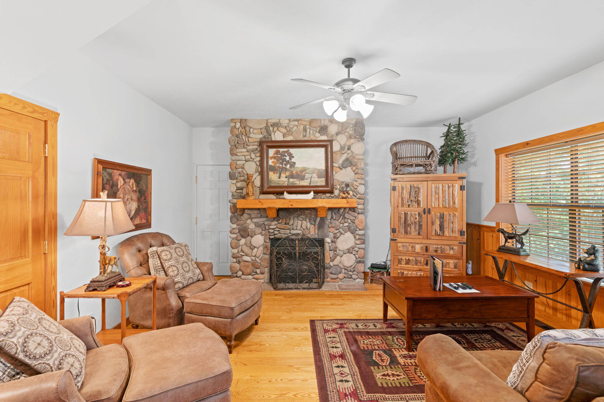 239 Oakridge Road Property Photo 13