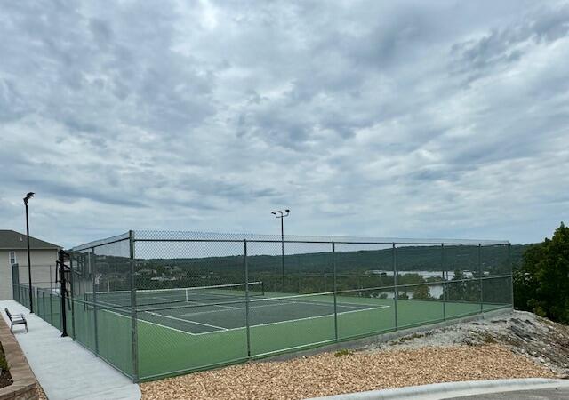 680 Emerald Pointe Drive Property Photo 54