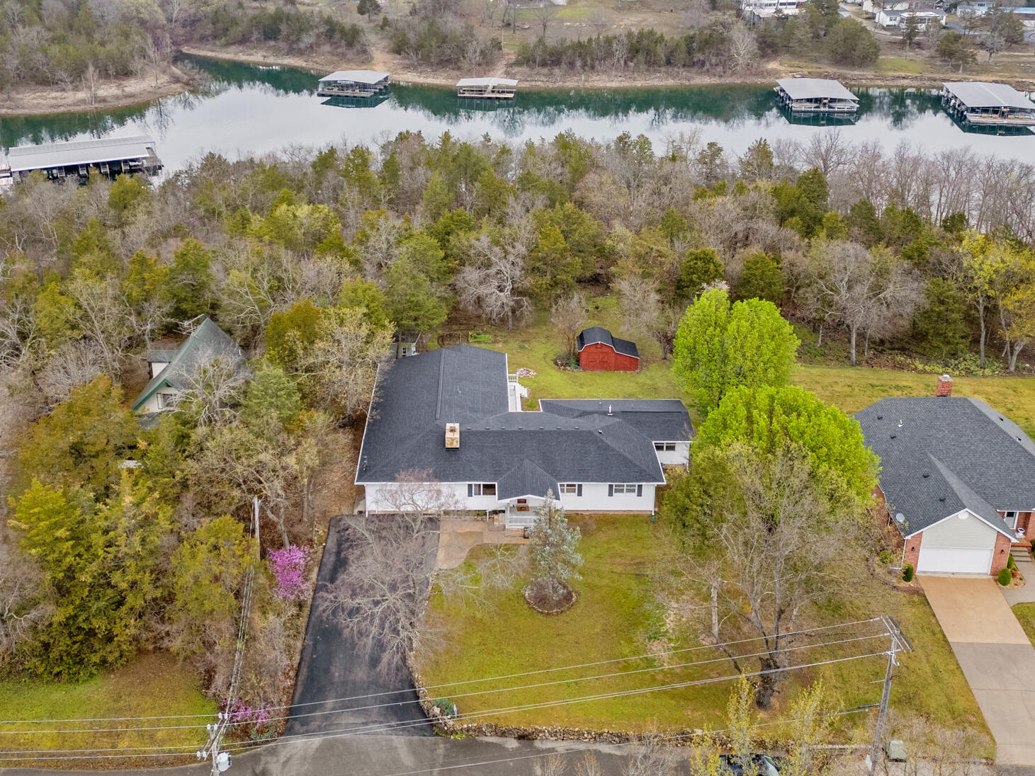 213 Webb Road Property Photo 2