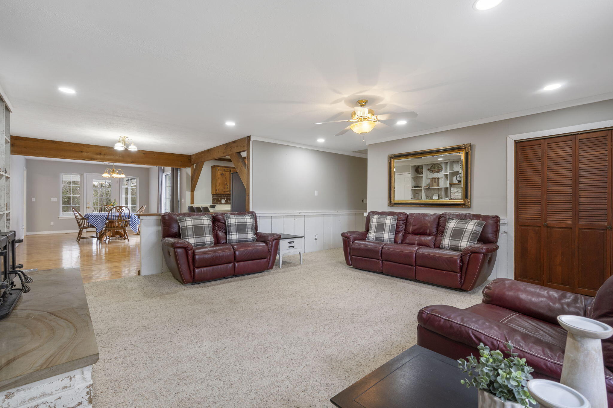 213 Webb Road Property Photo 7