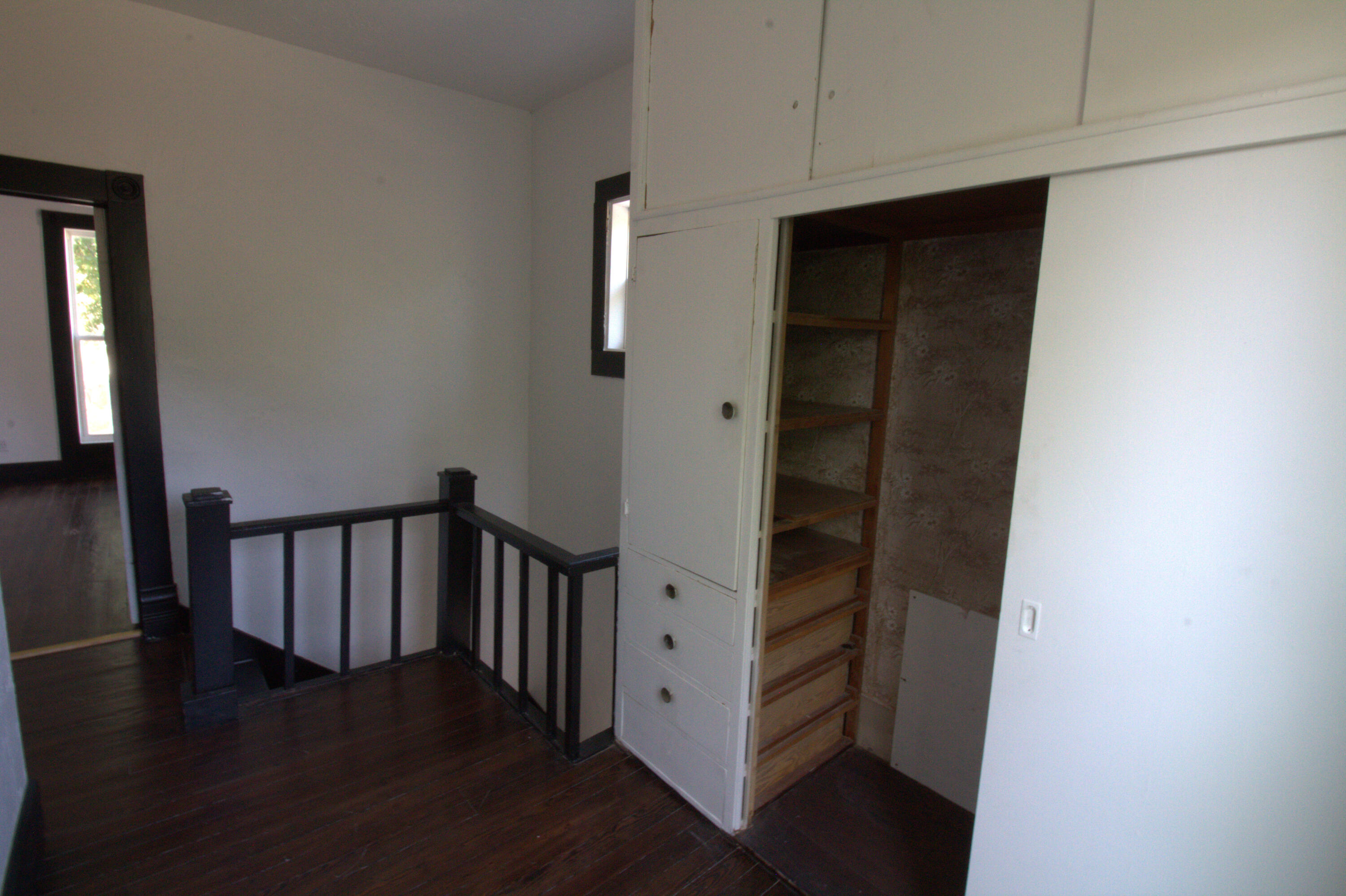327 East Chestnut Street Property Photo 58