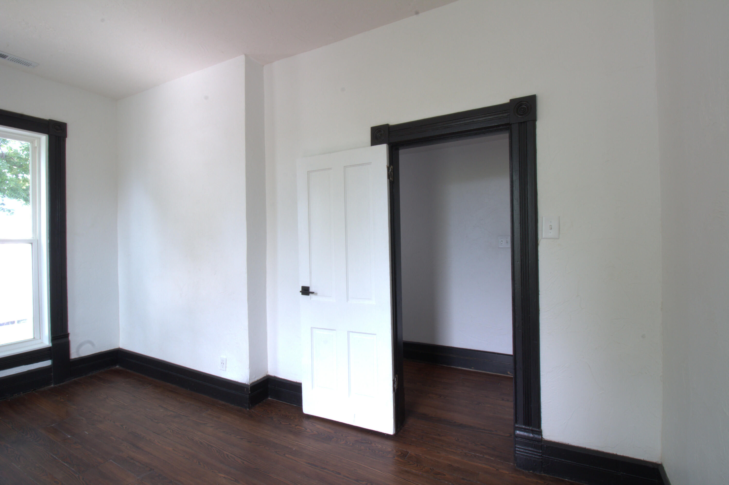 327 East Chestnut Street Property Photo 72