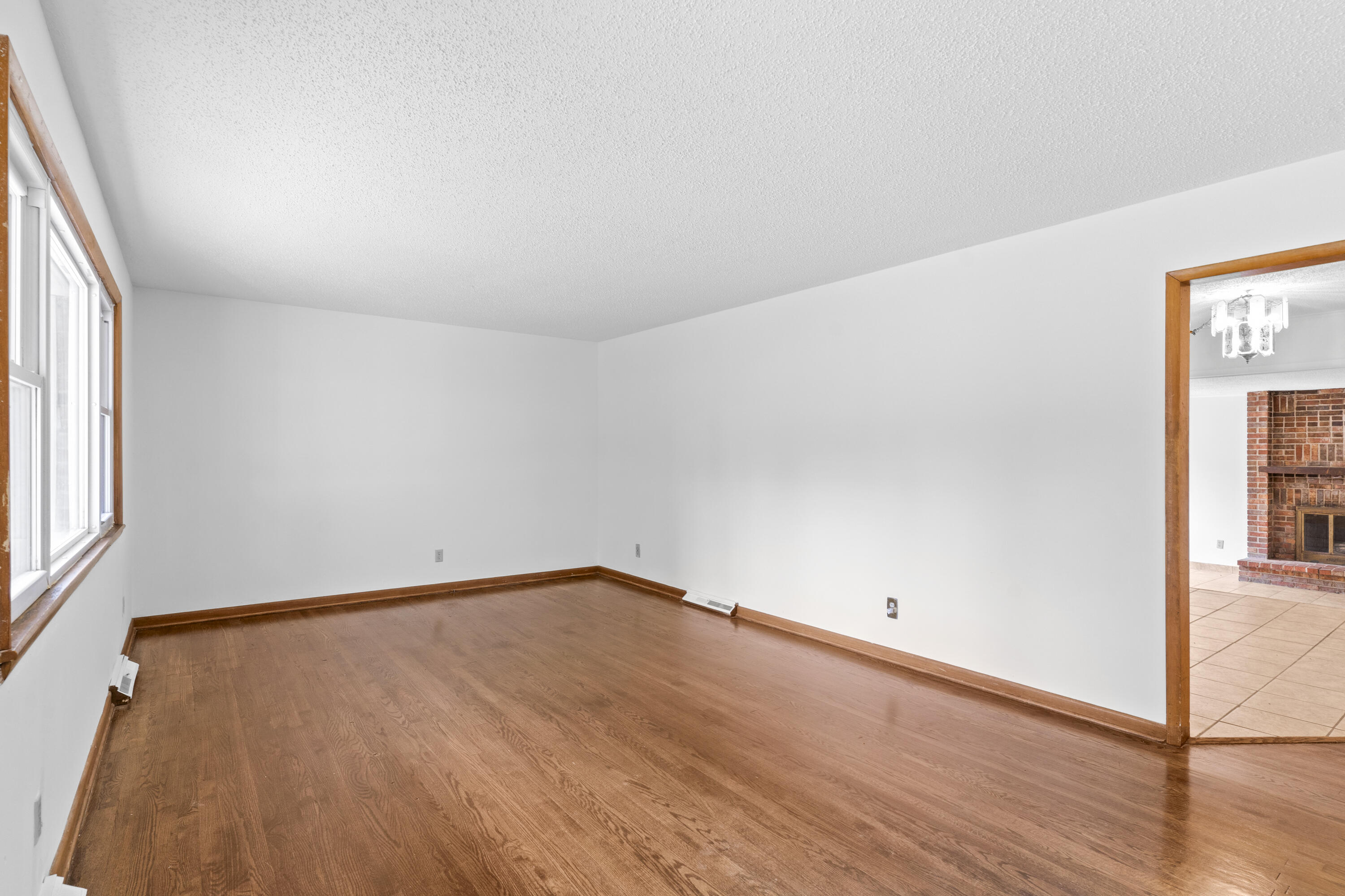 3231 East Seminole Street Property Photo 5