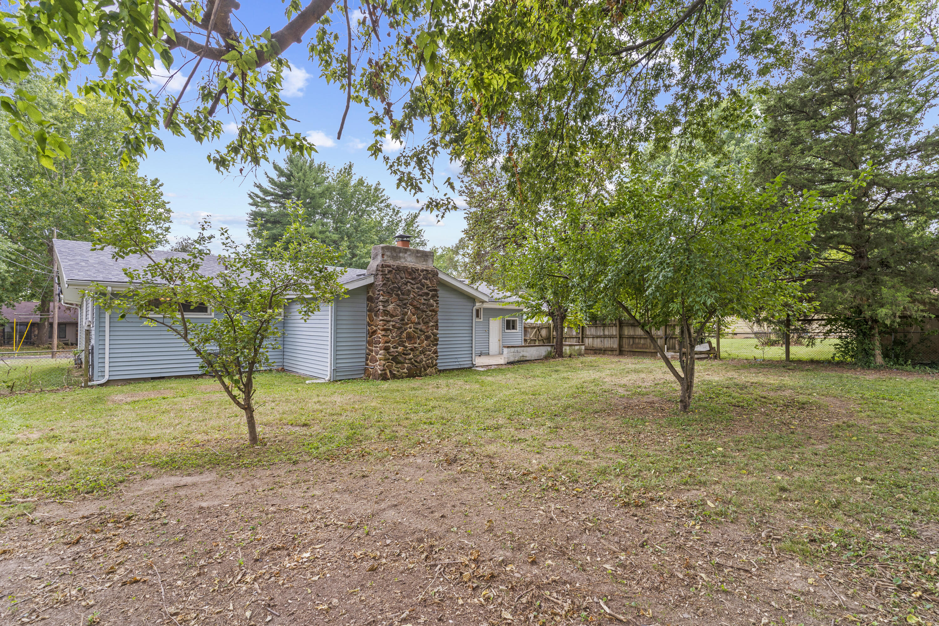 3231 East Seminole Street Property Photo 33