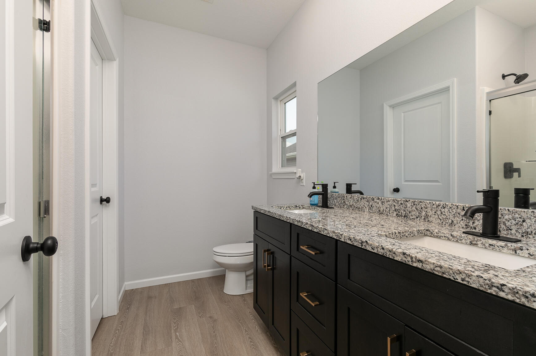 985 West Maurice Street Property Photo 14