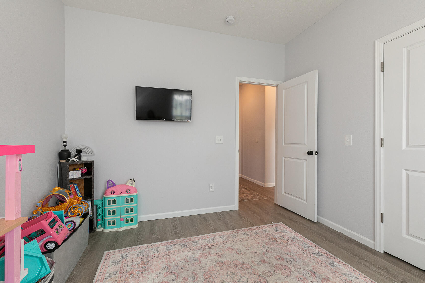 985 West Maurice Street Property Photo 19
