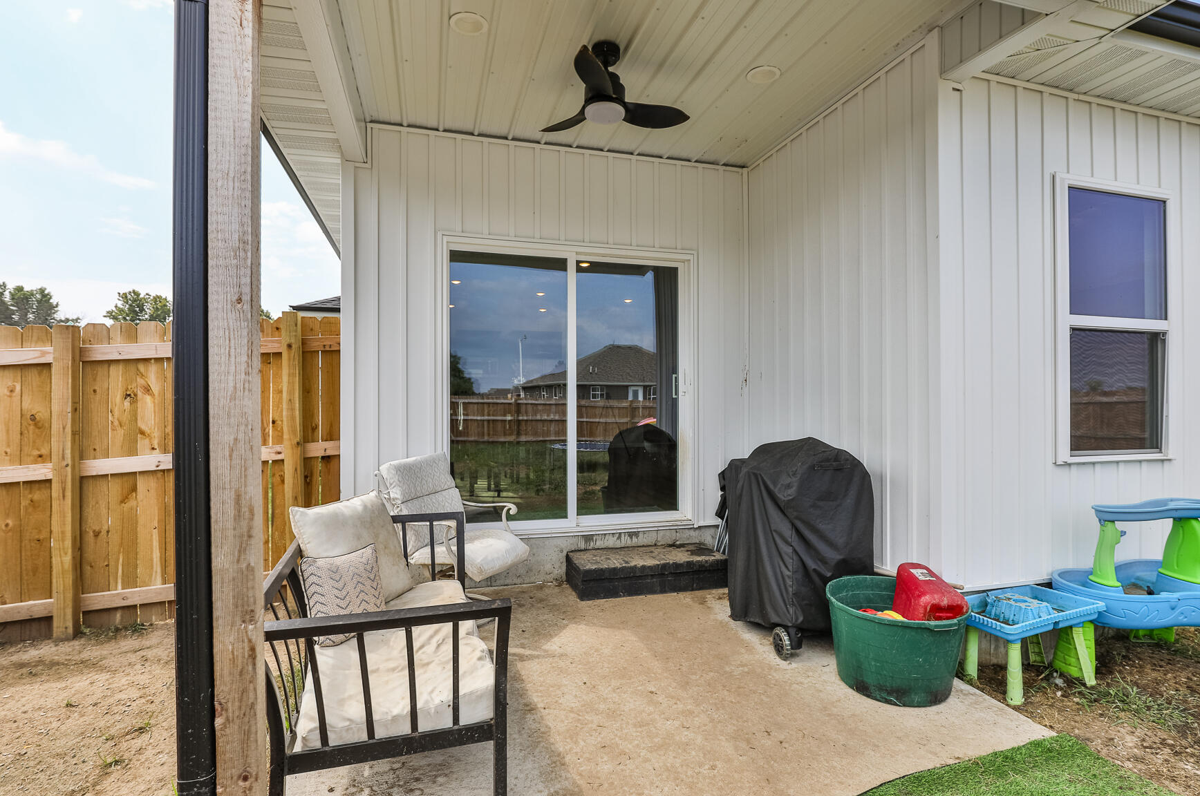 985 West Maurice Street Property Photo 23