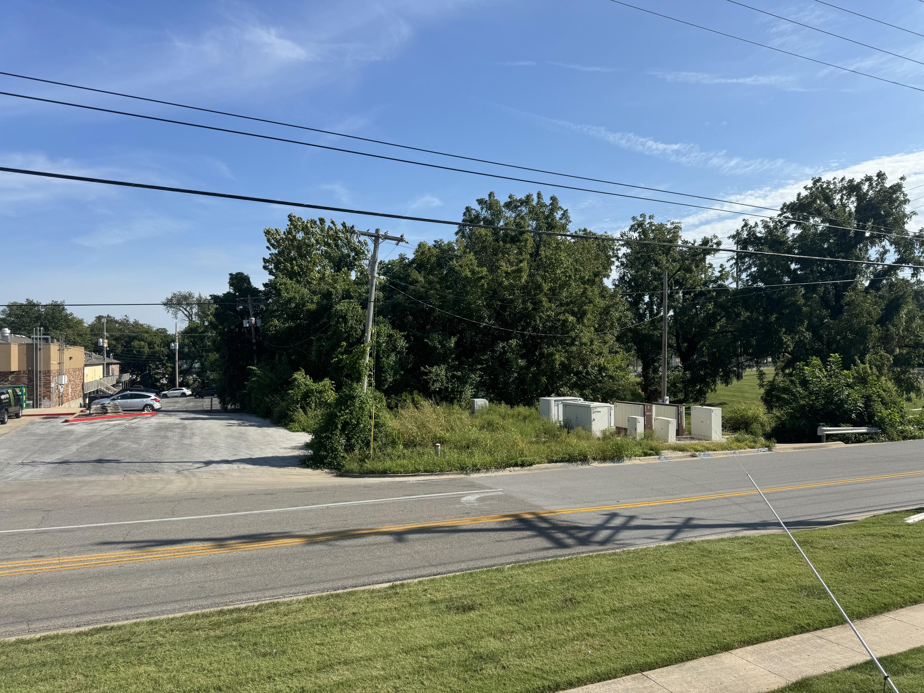 00 West Plainview West Road