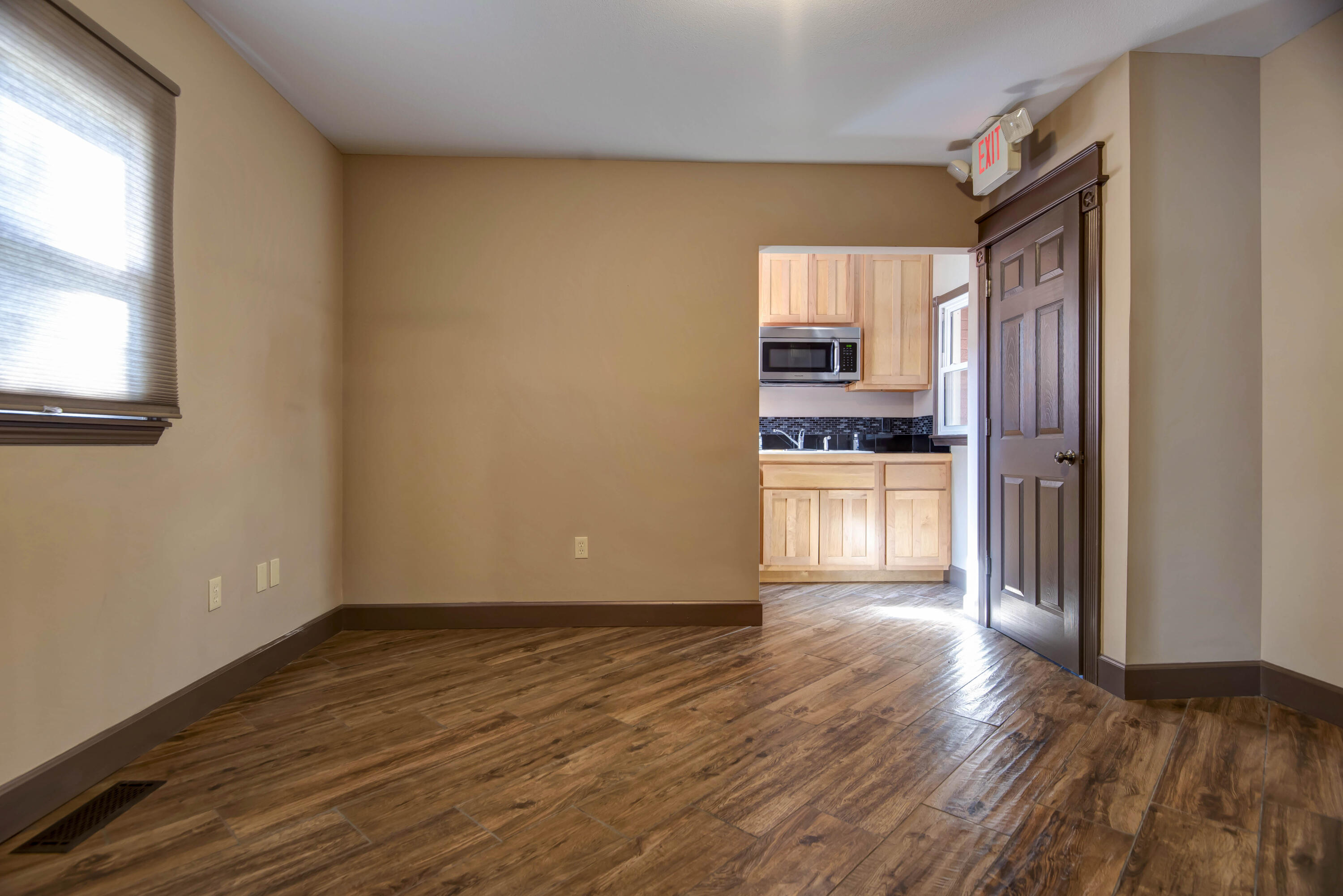 1484 East St. Louis Street Property Photo 14
