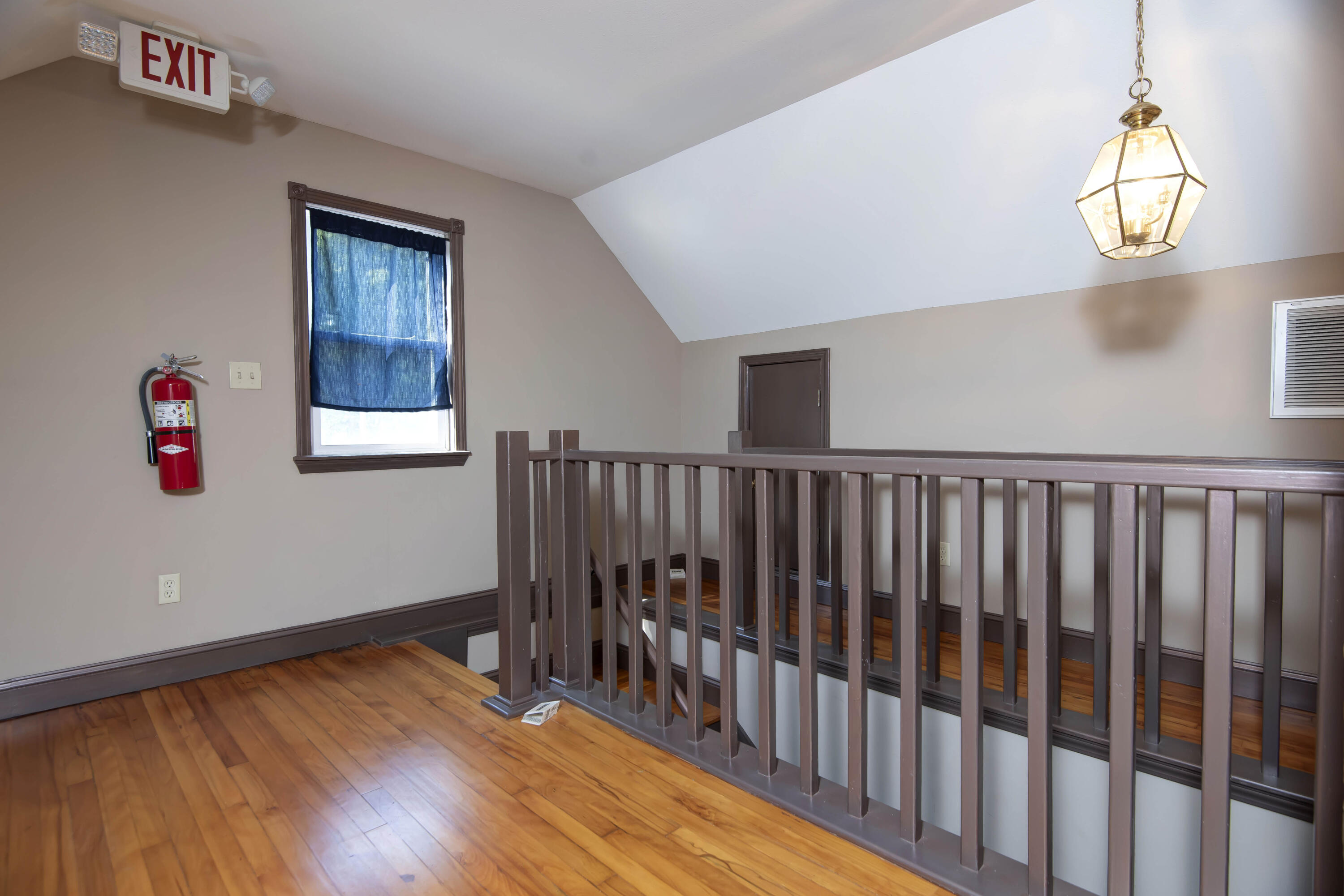1484 East St. Louis Street Property Photo 23