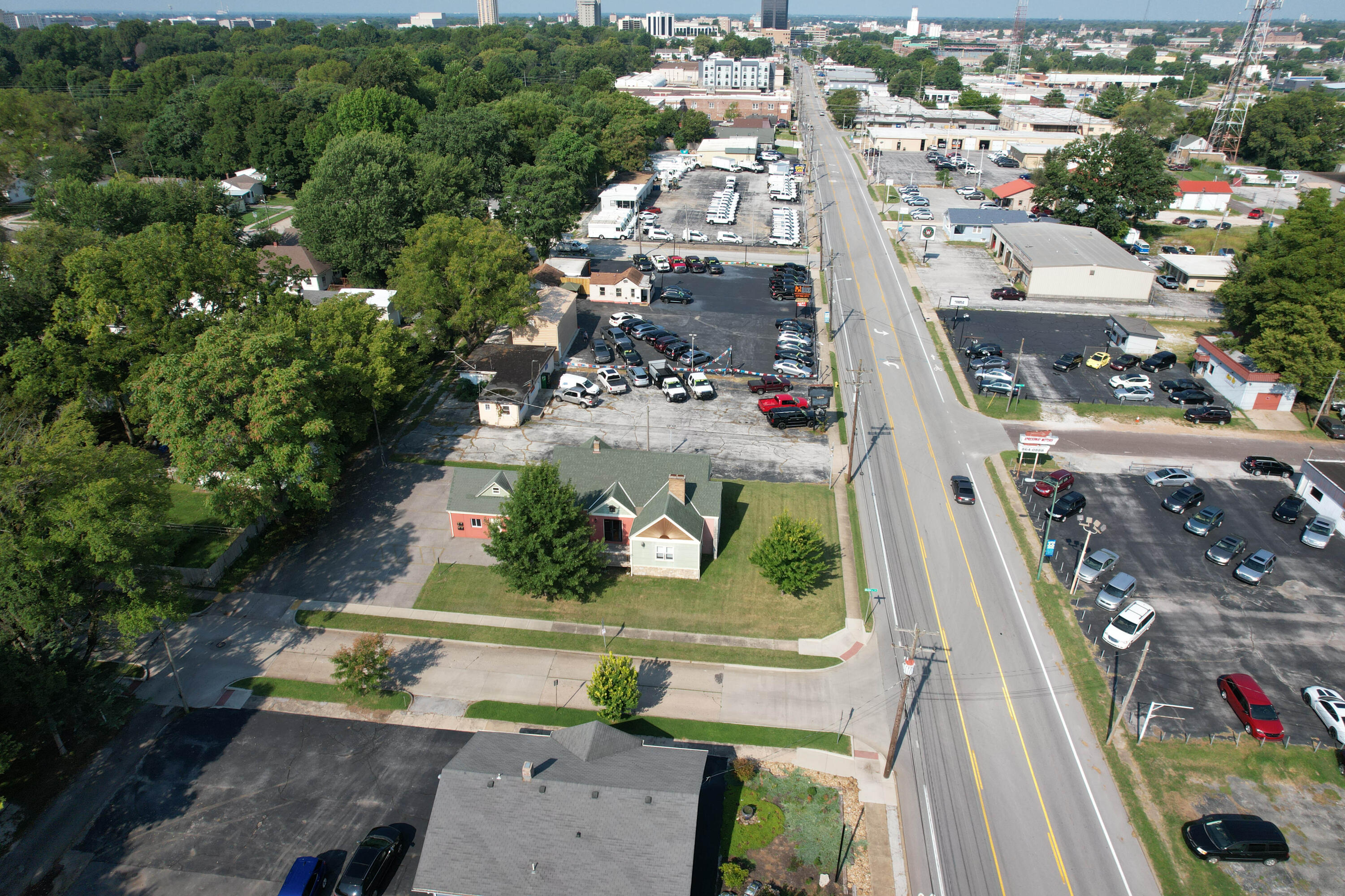 1484 East St. Louis Street Property Photo 42