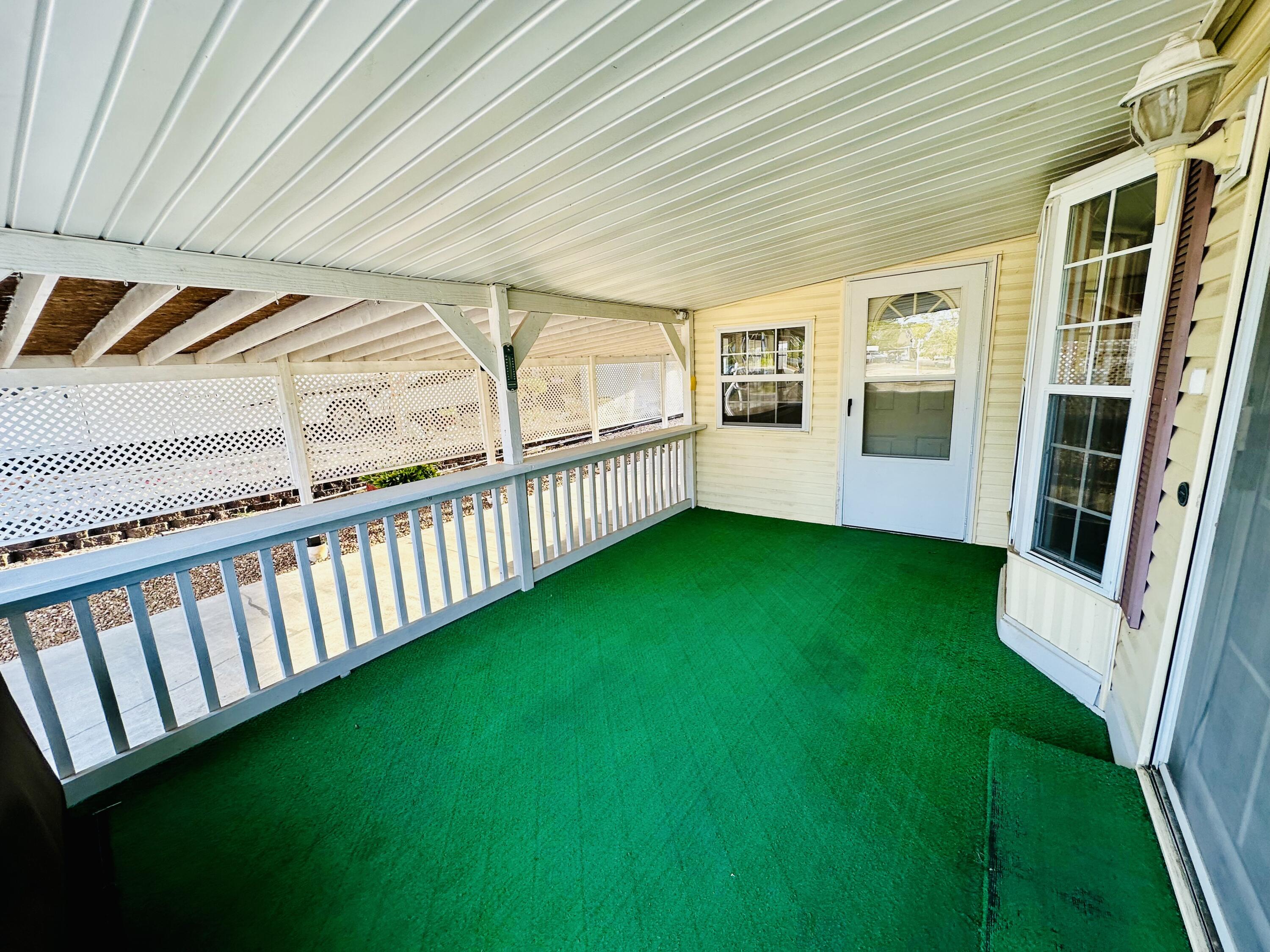 161 North Rainbow Drive Property Photo 5