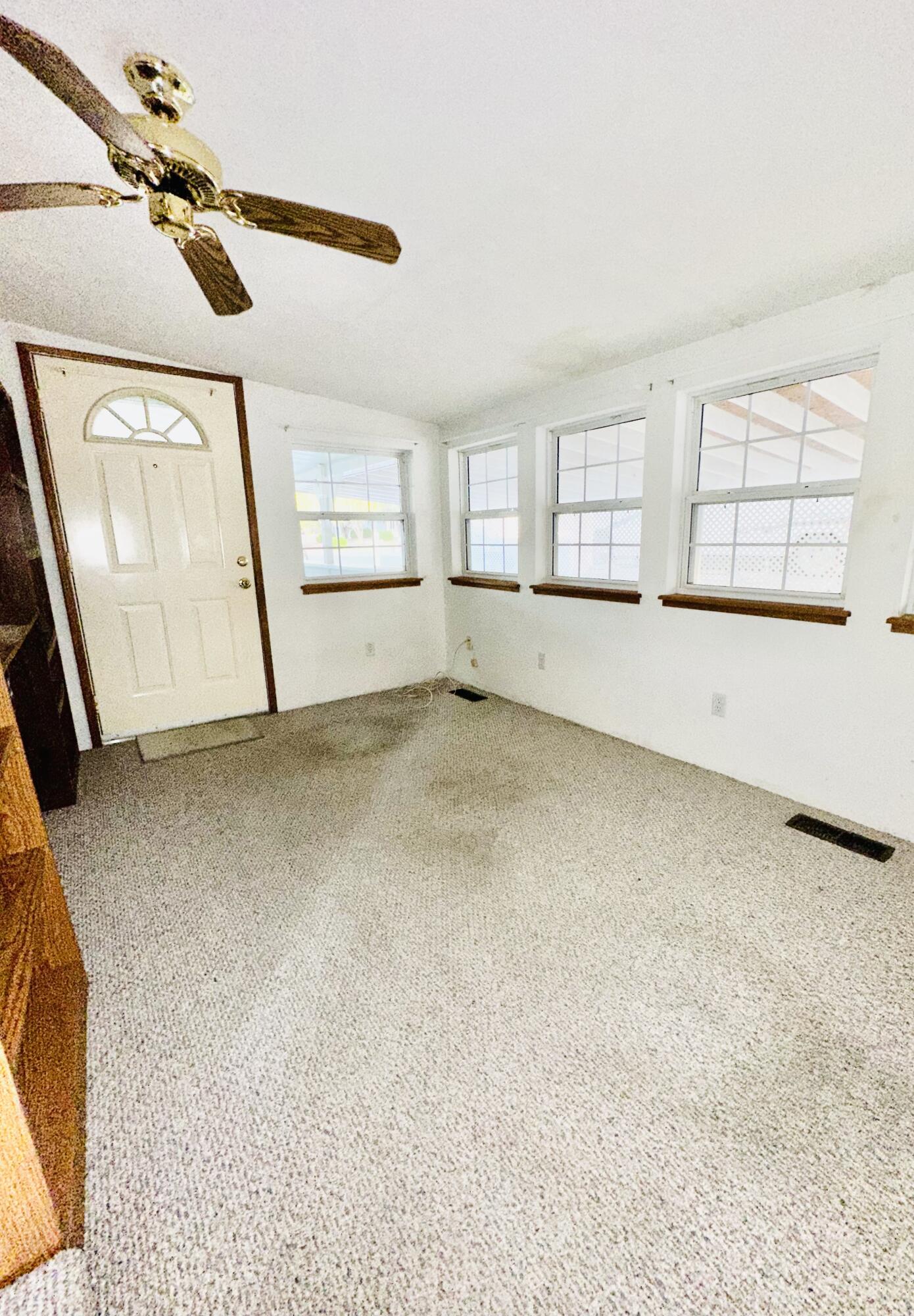 161 North Rainbow Drive Property Photo 28
