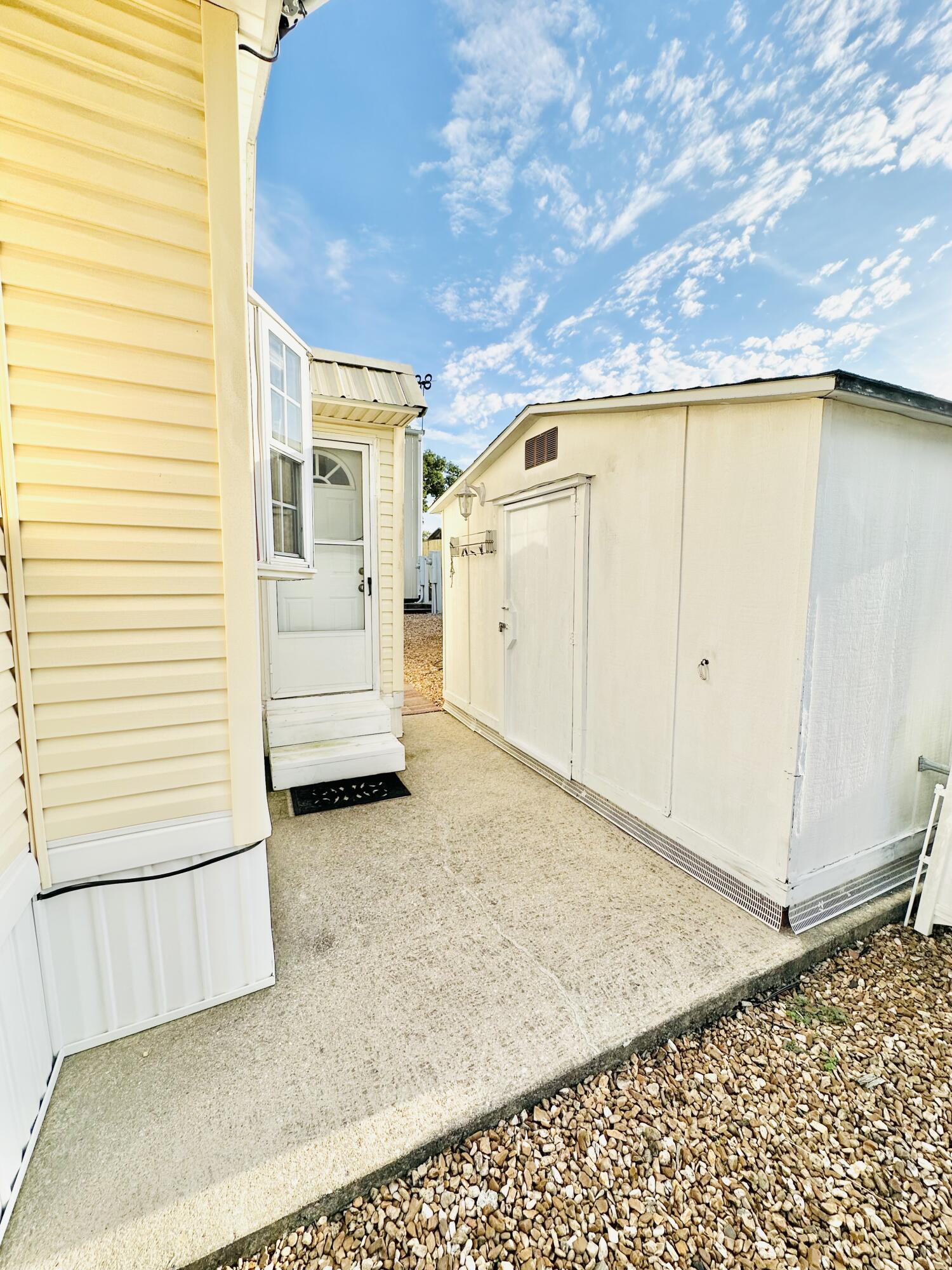 161 North Rainbow Drive Property Photo 44