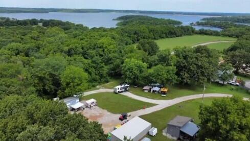 15725 South 1801 Road Property Photo 1