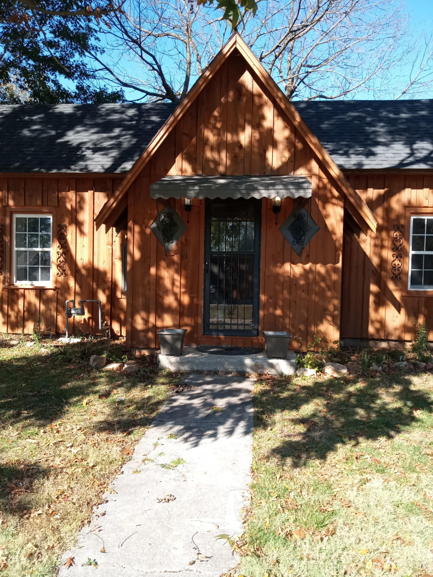 307 West Inman Property Photo 2